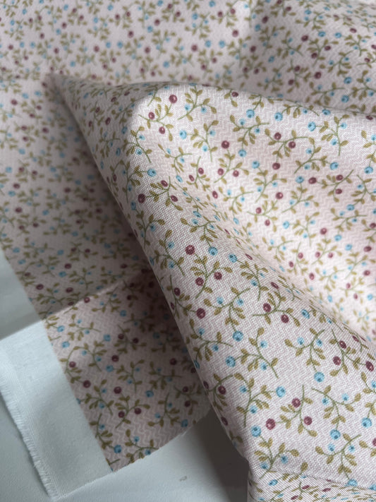 MAHARADJA 031 Indian cotton floral abundance light taupe