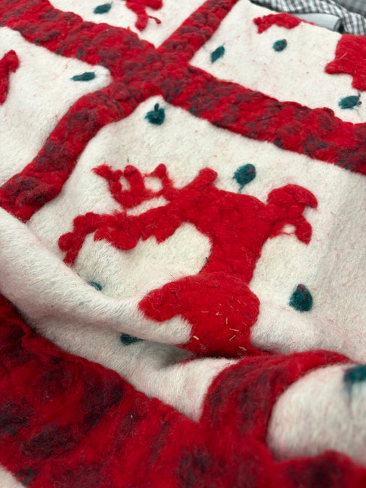 FANNY 031 heavy wool plaid applicated raindeers