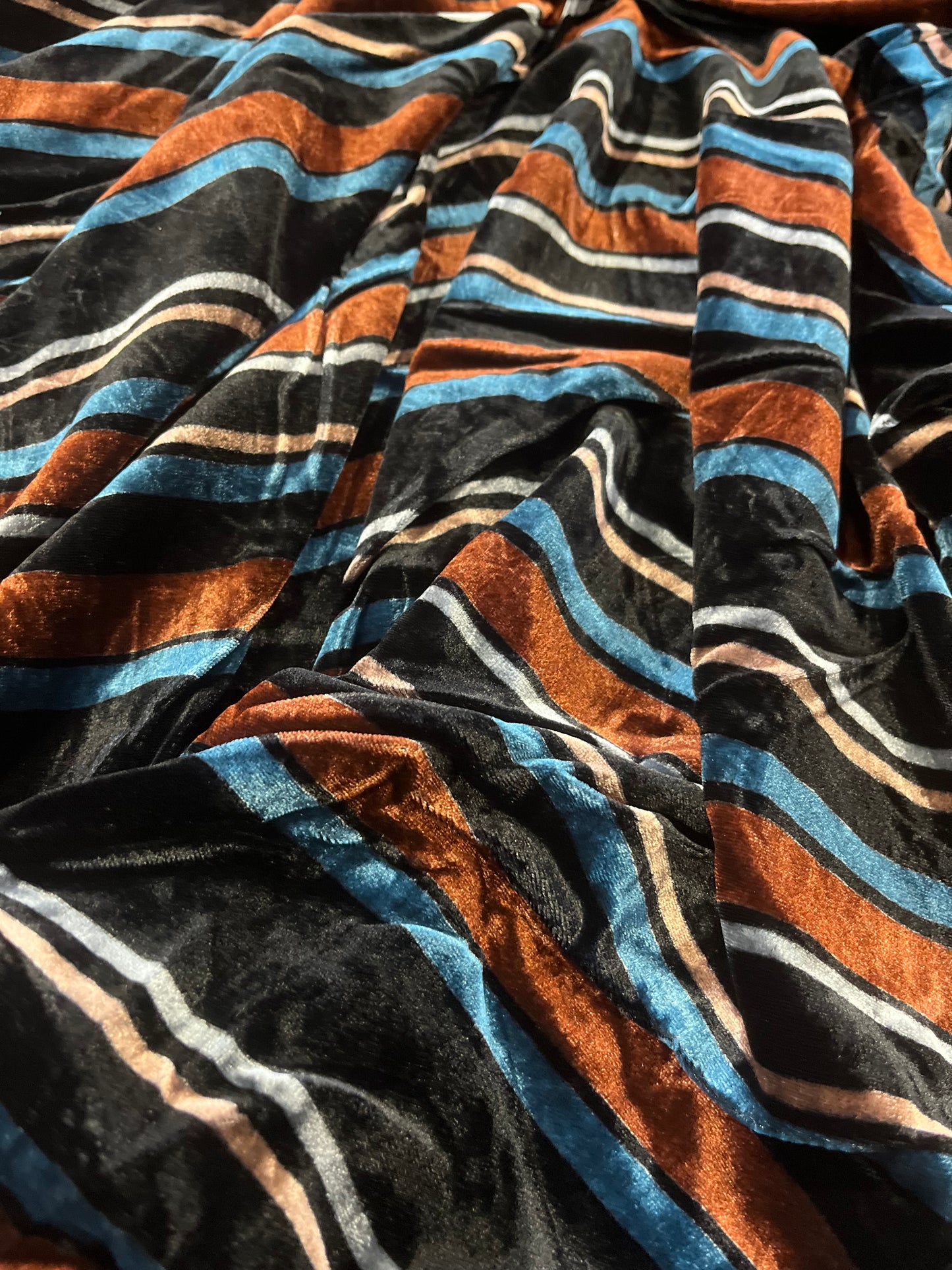 C01 BERNADETTE 021 viscose velvet stretch with stripes
