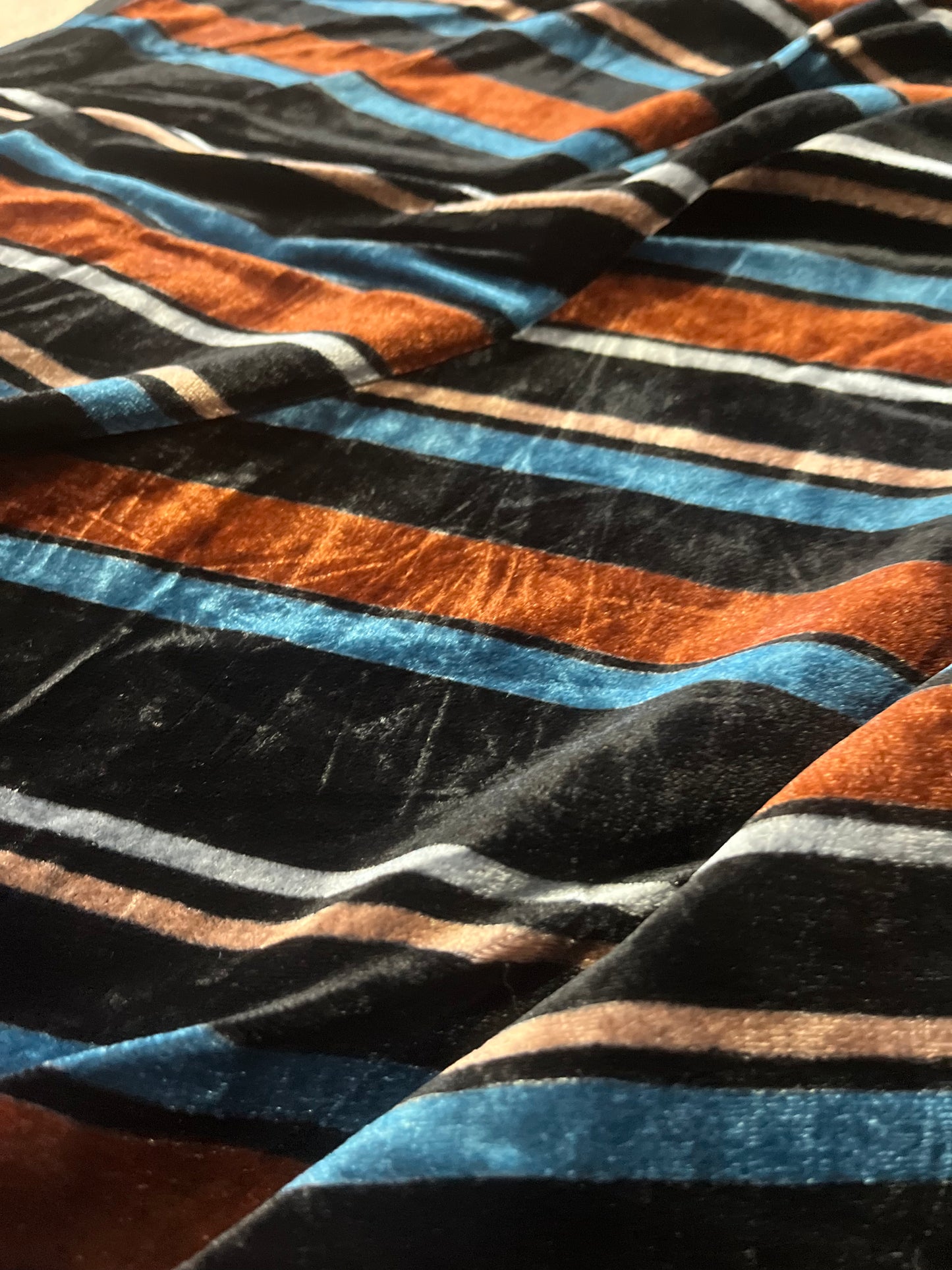 C01 BERNADETTE 021 viscose velvet stretch with stripes
