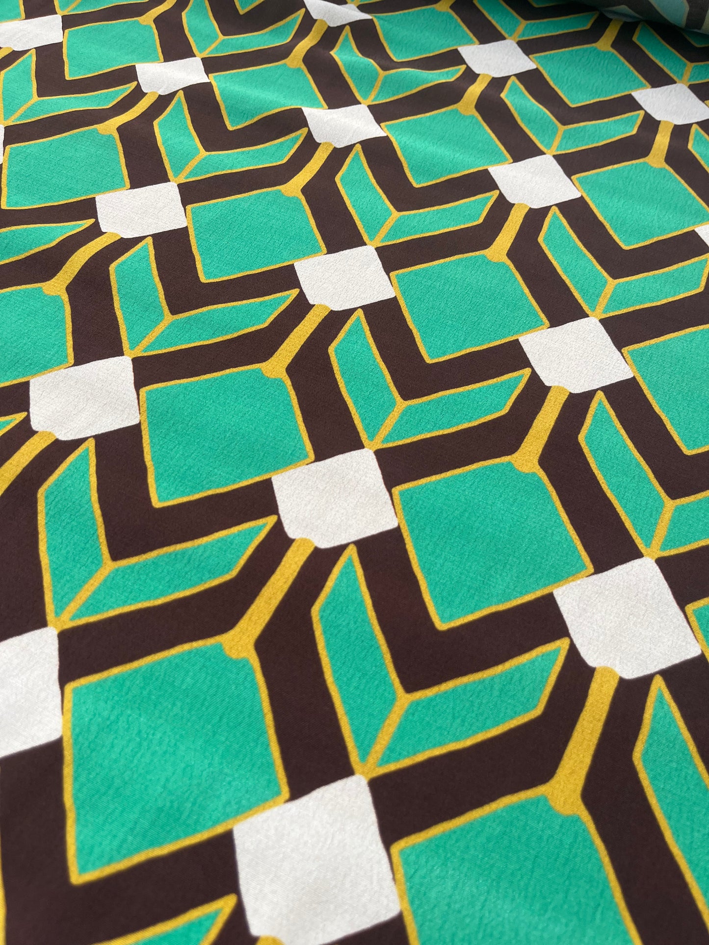 ROSARIO 007 printed viscose crêpe wax design