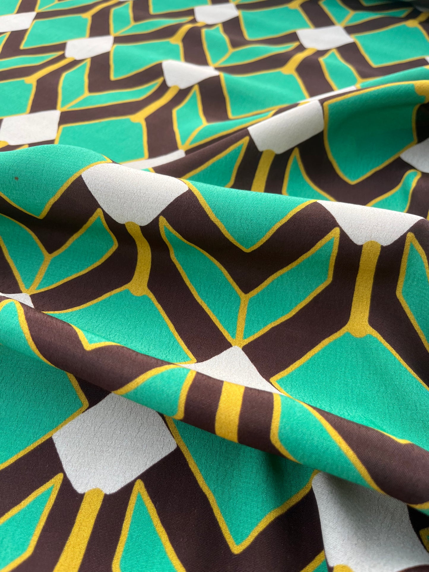 ROSARIO 007 printed viscose crêpe wax design