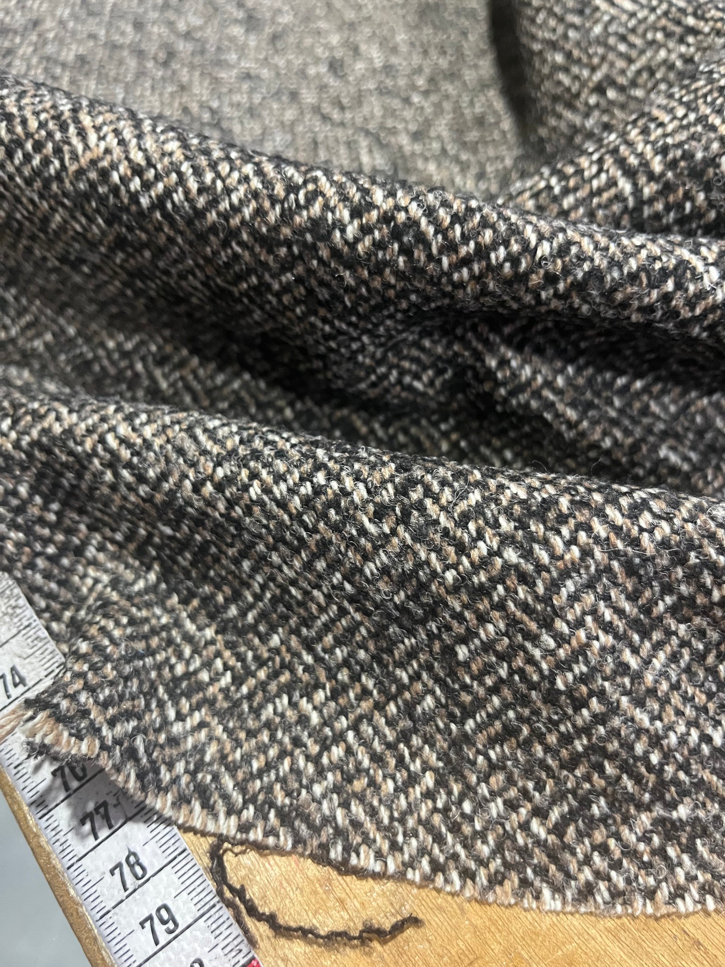 LC WOOLY 1110 tweed herringbone brown