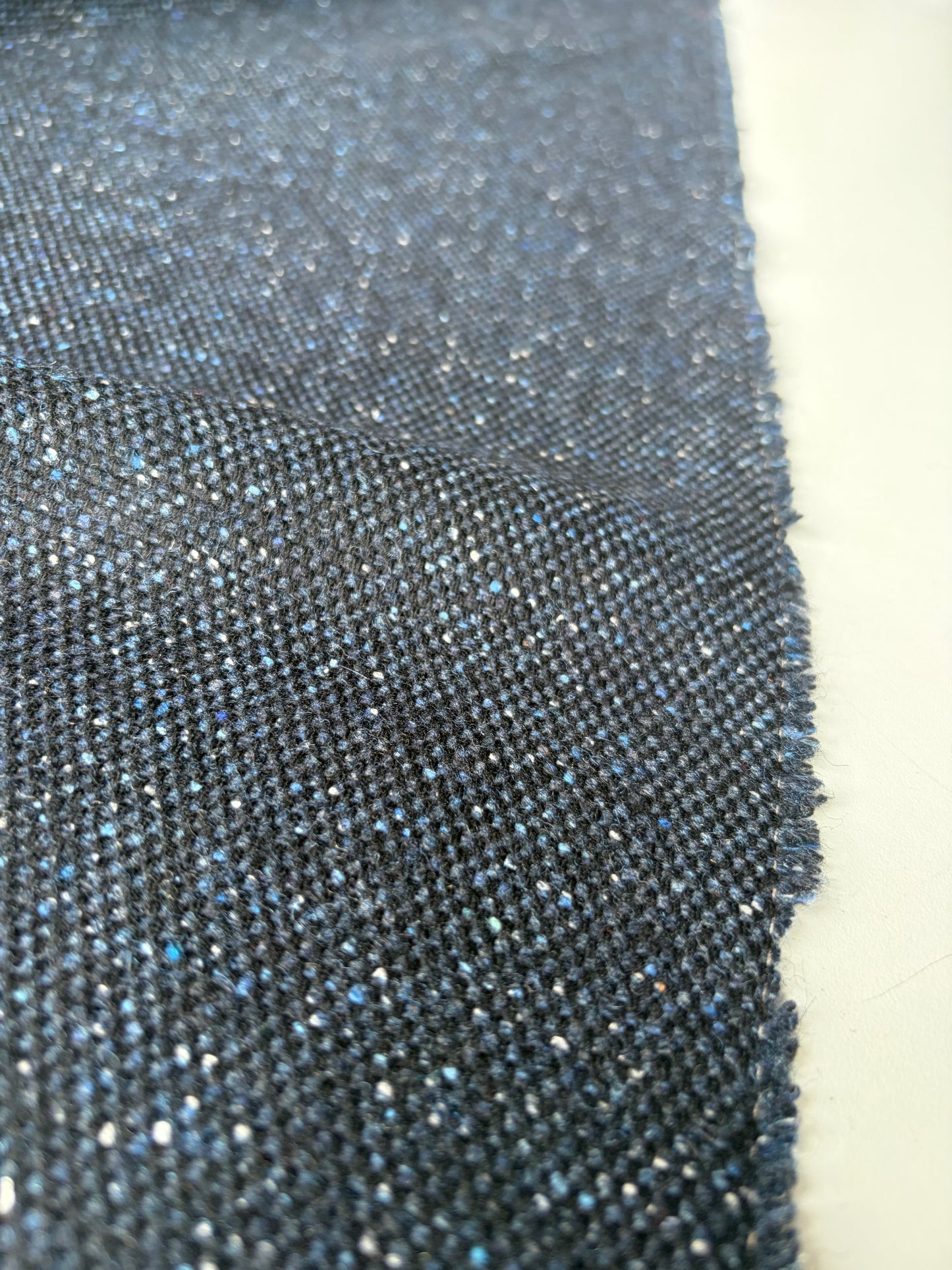 BURNS 048 navy mélange wool drape
