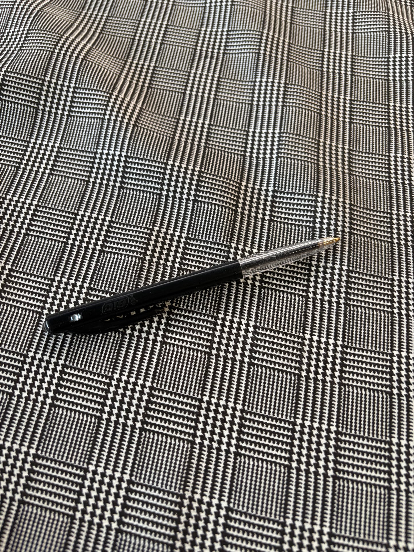 PIERROT 003 cotton voile prince of Wales