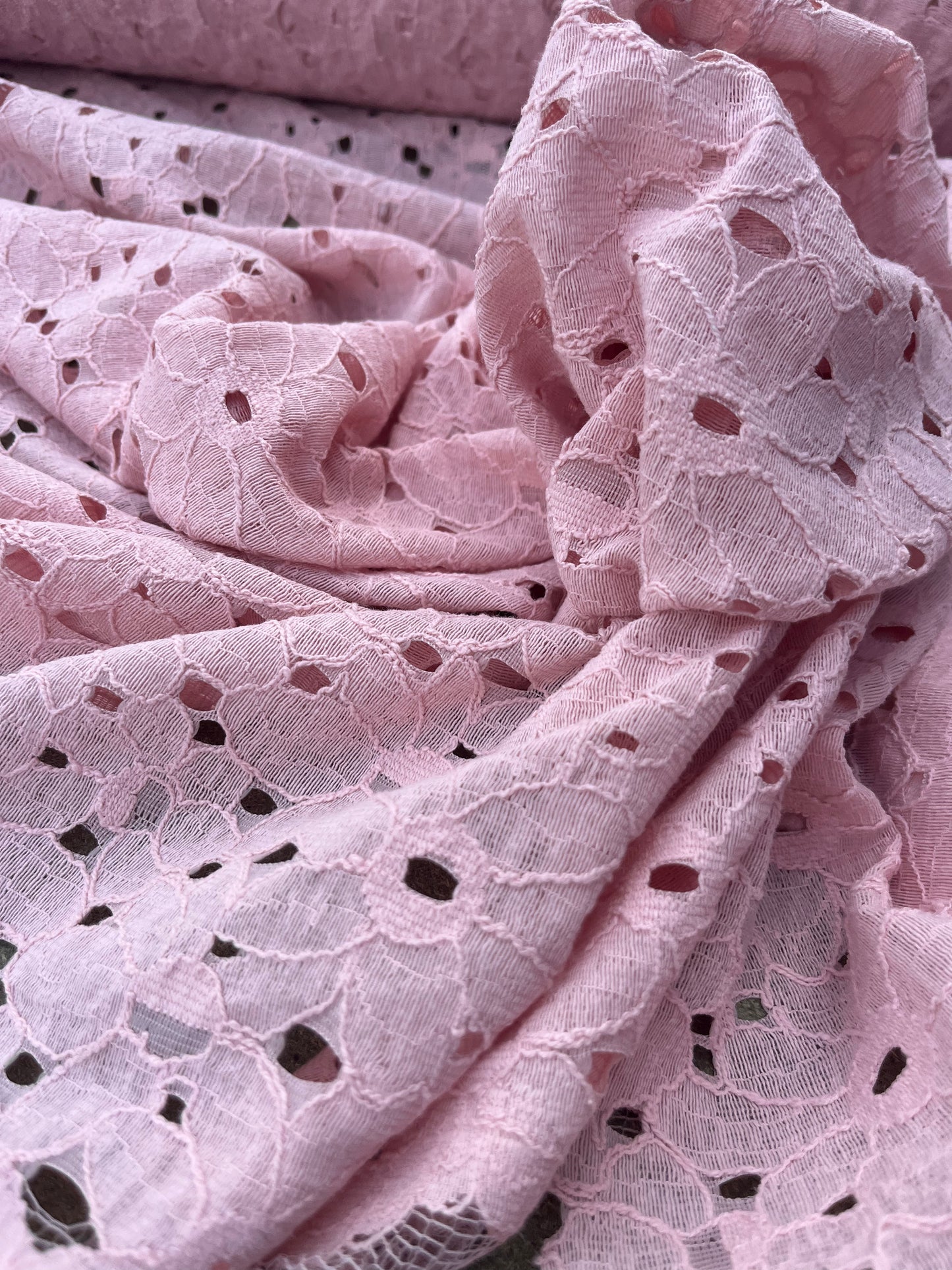 ROSARIO 017 cotton lace dusty pink