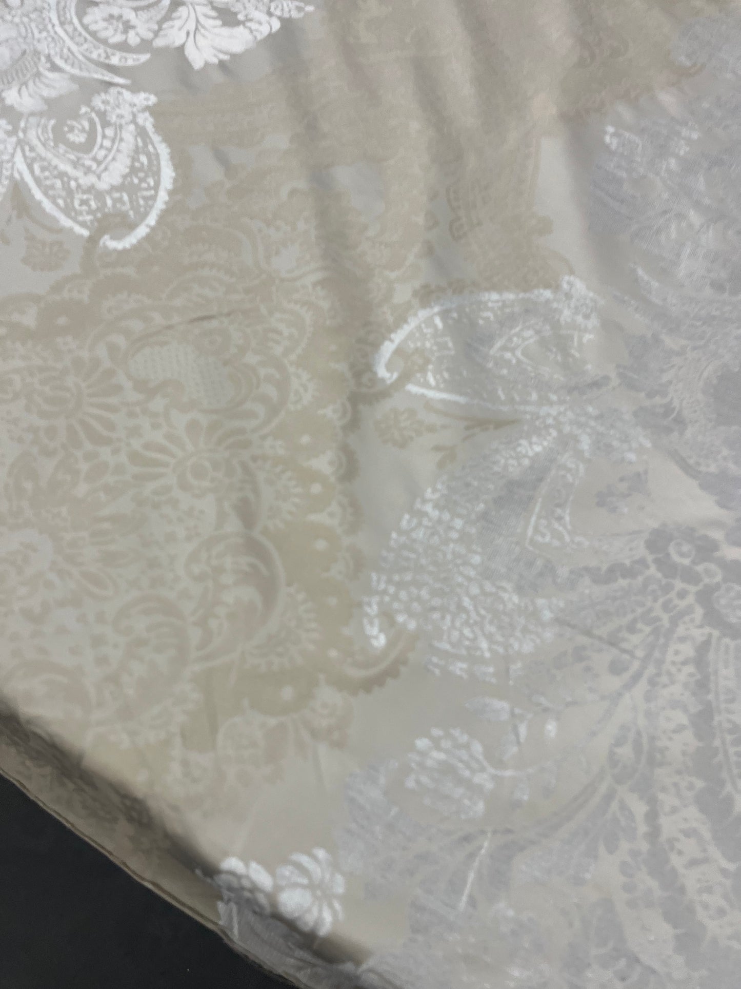 LC Léon 006 silk/cotton ornamental brocart off-white
