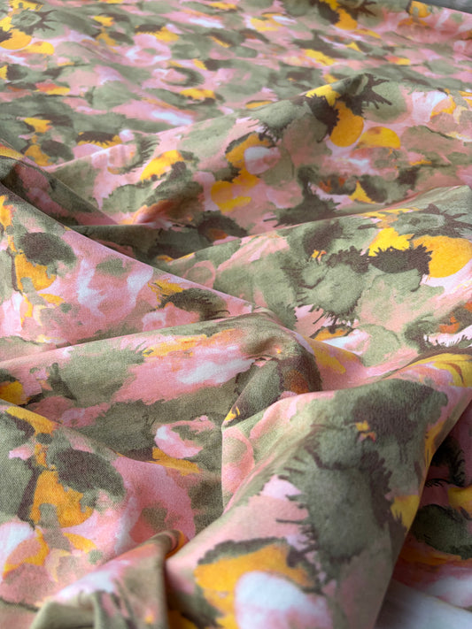 BURNS 055 heavy viscose stretch watery flowers
