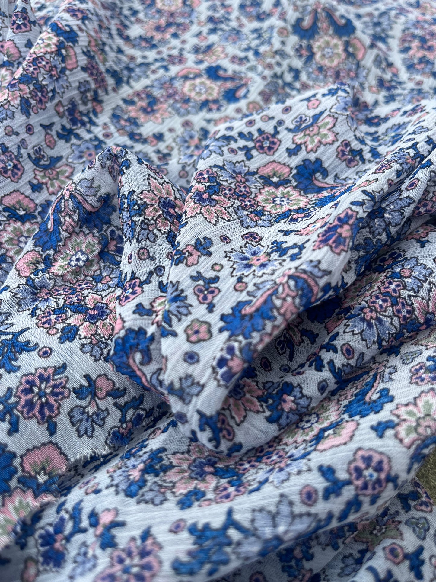 ROSARIO 023 crepon with romantic flower print baby blue