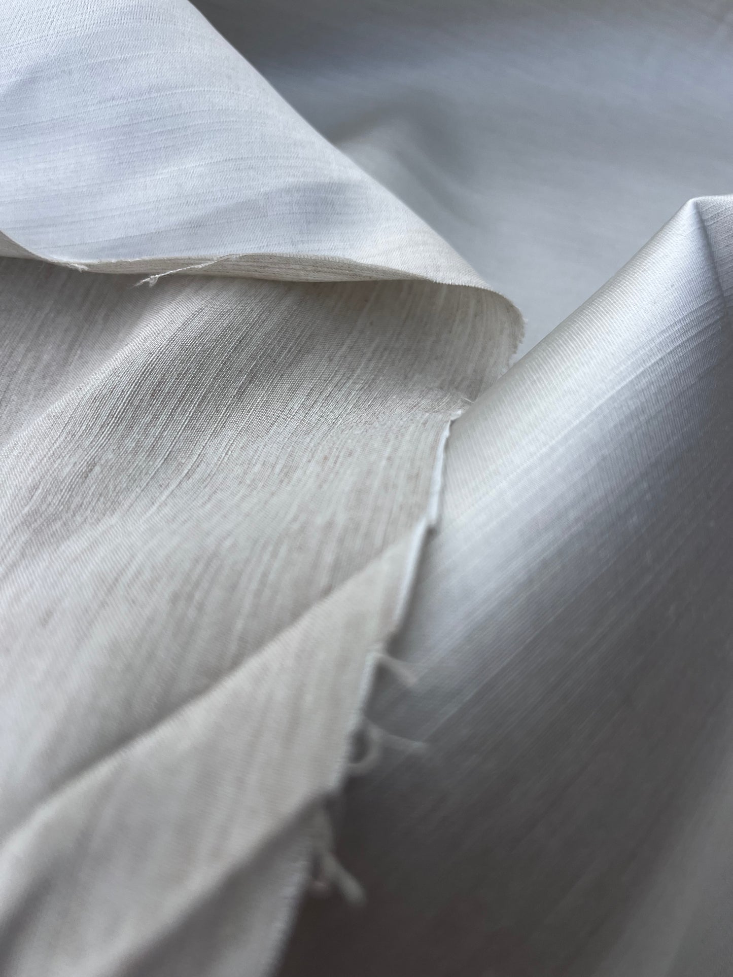 ROSARIO 024 Linen/silk shantung washed sand