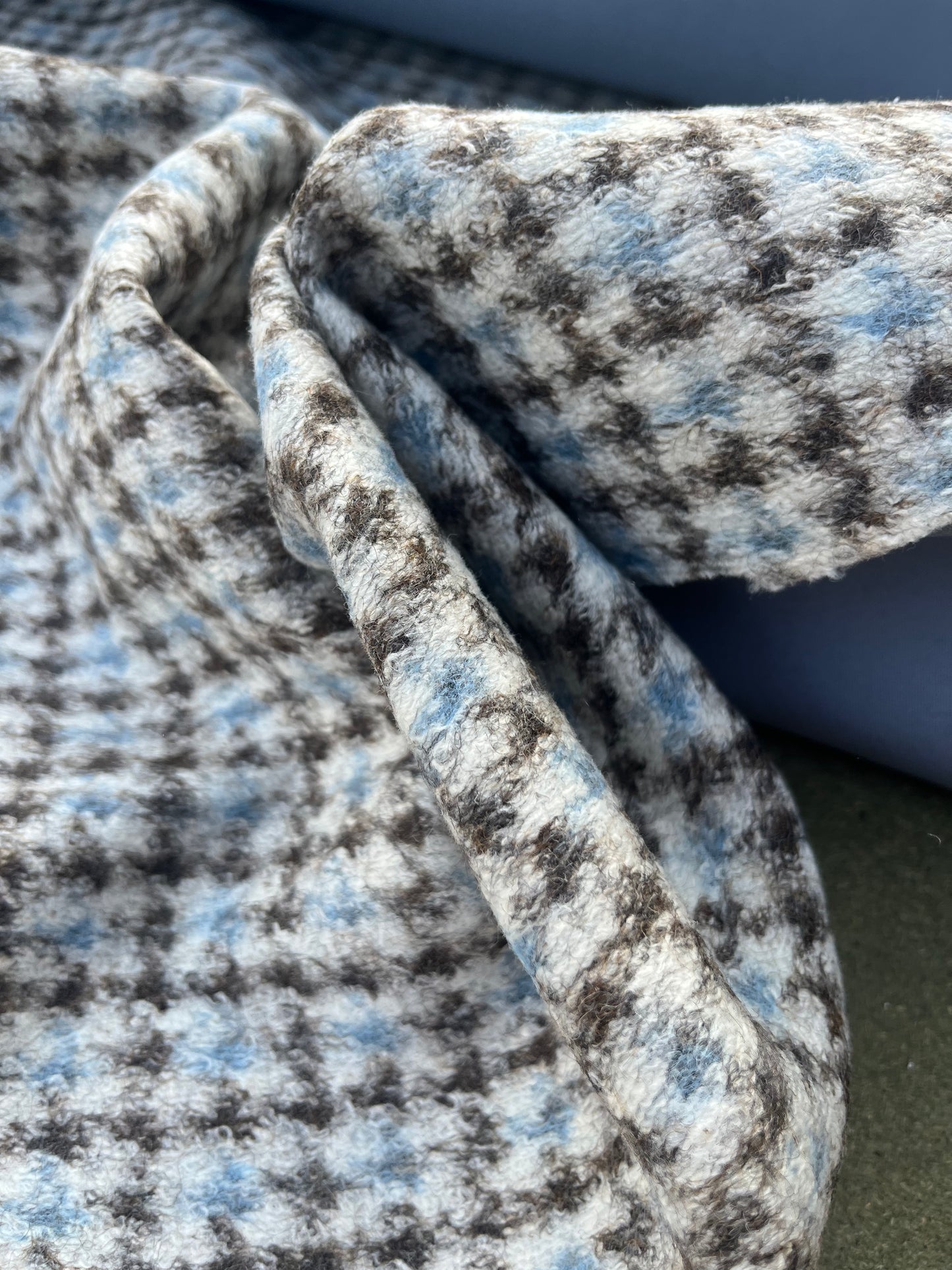 ROSARIO 028 wool pied de poule double face baby blue