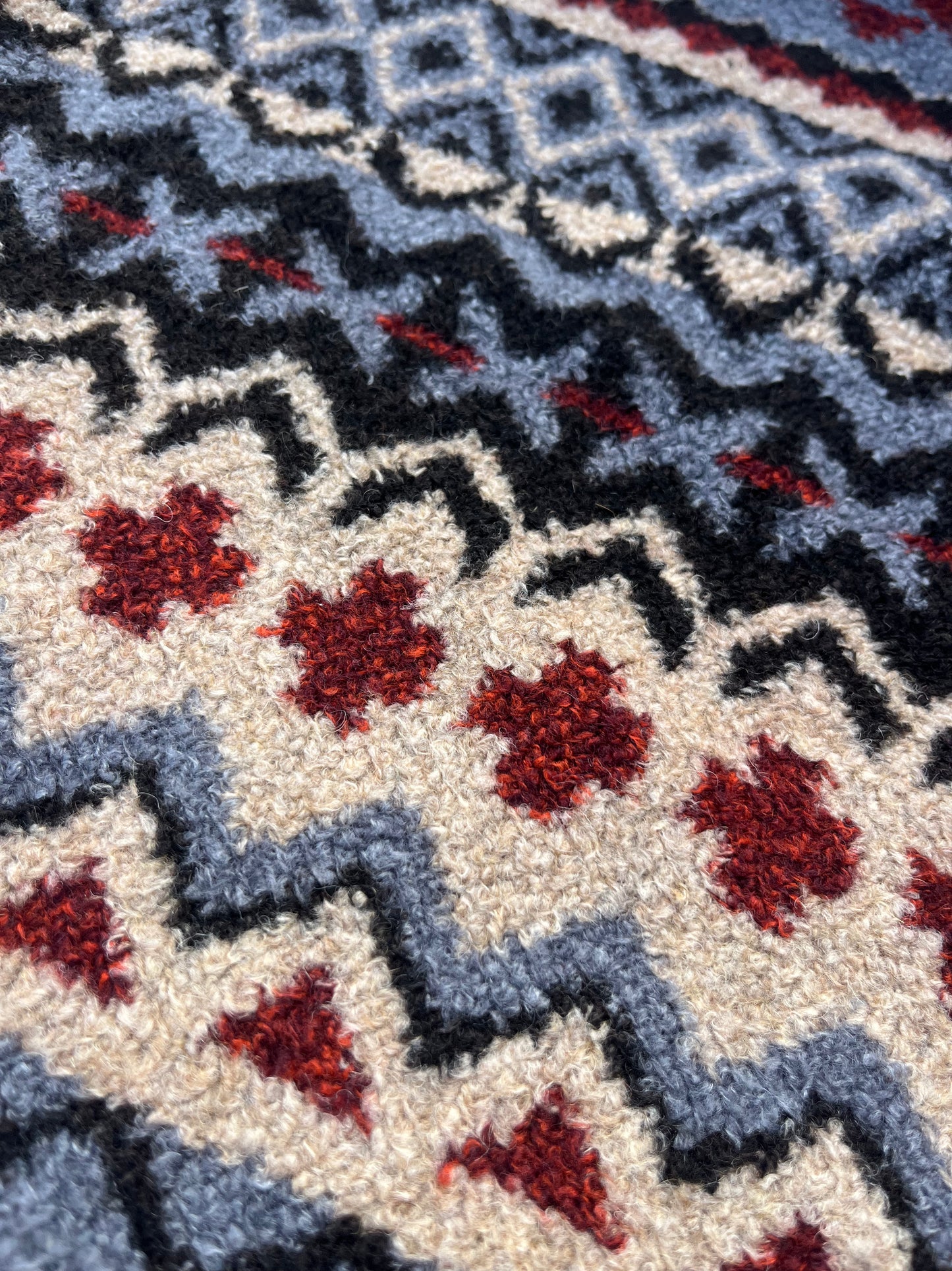 ROSARIO 032 very heavy wool fantasy blanket