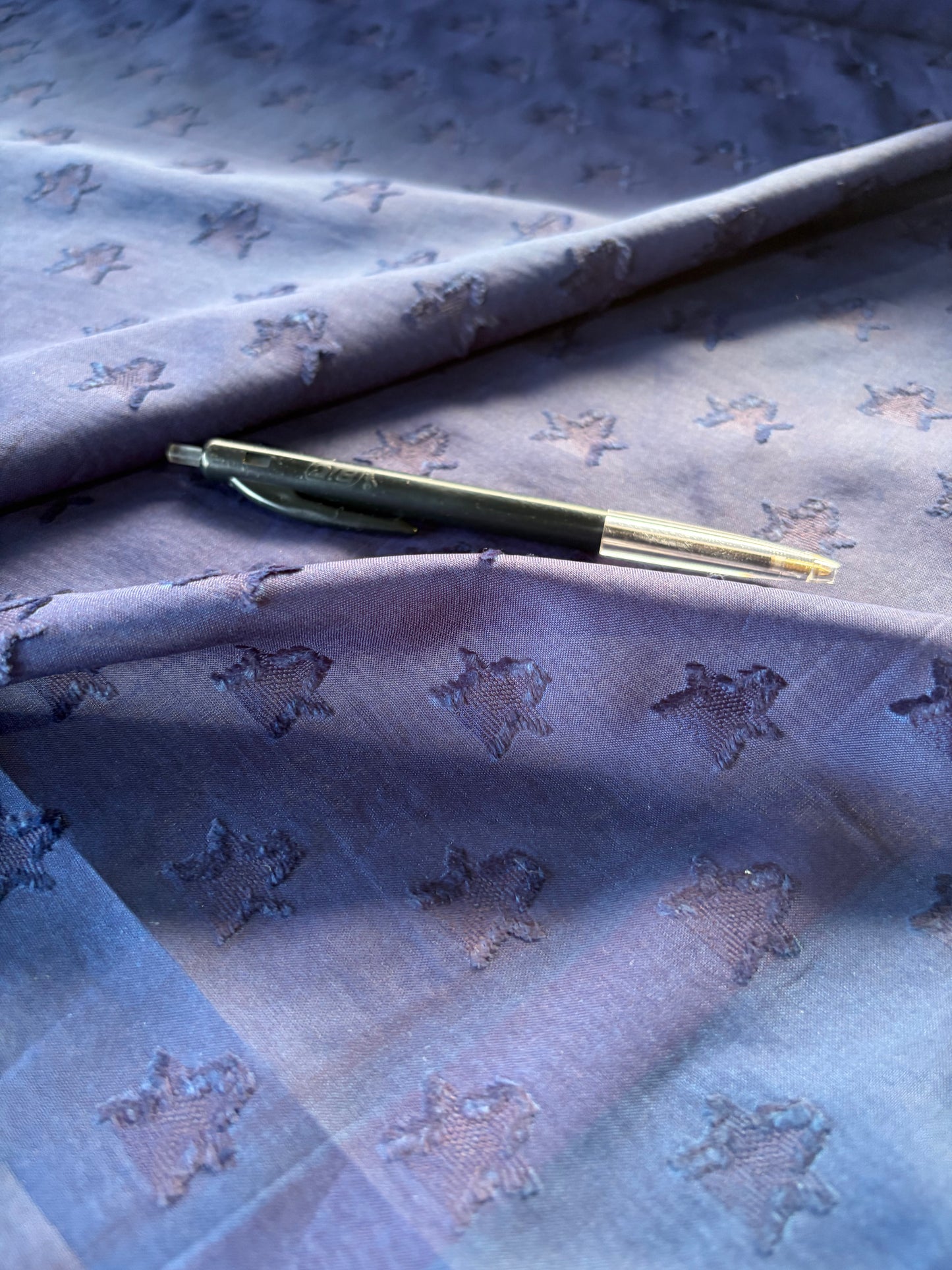 PIERROT 021 cotton plumetis navy stars