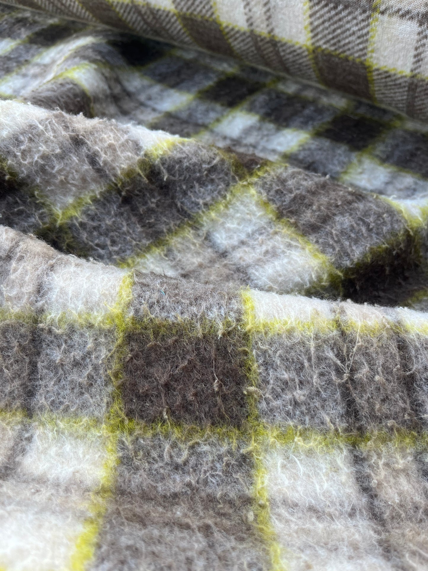 ROSARIO 036 very heavy wool fantasy blanket "vintage look"