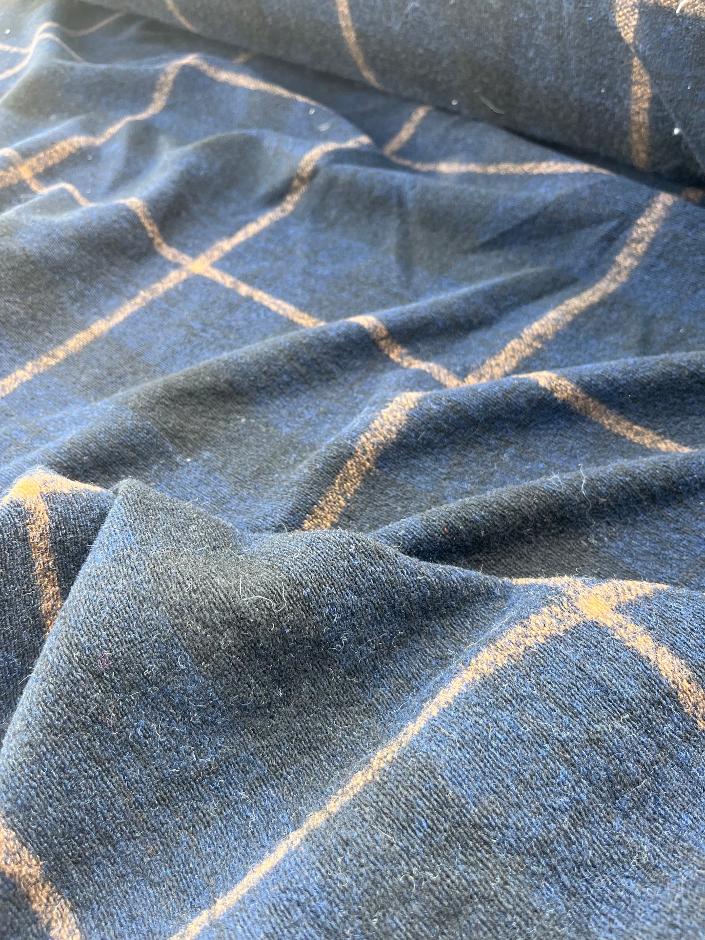 ROSARIO 039 heavy wool jersey check navy/camel