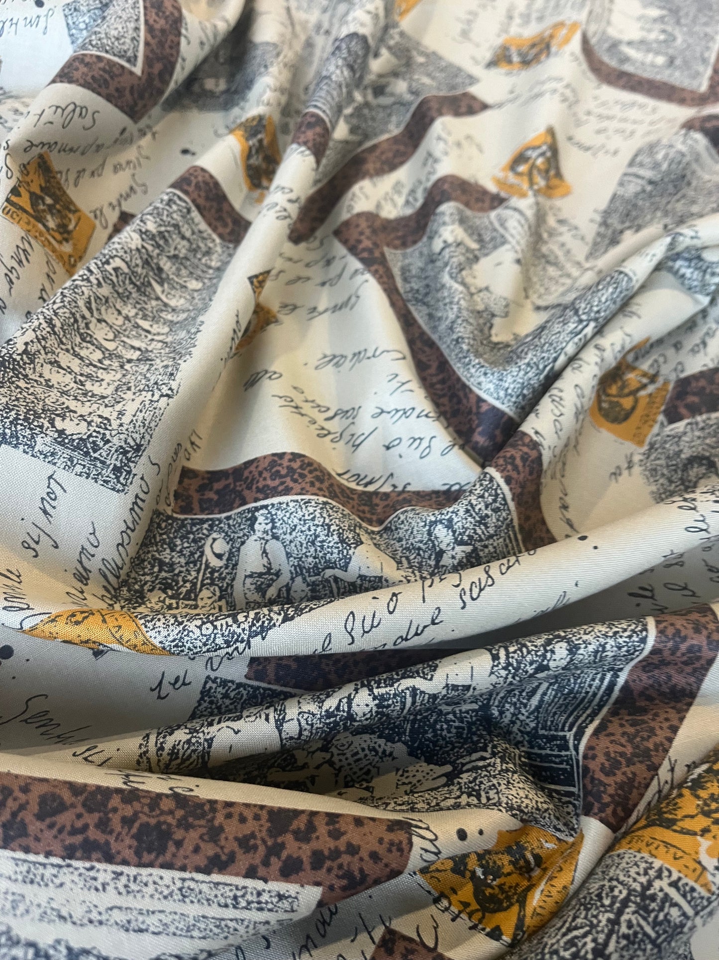 CARLA 006 viscose patchwork print sand ground