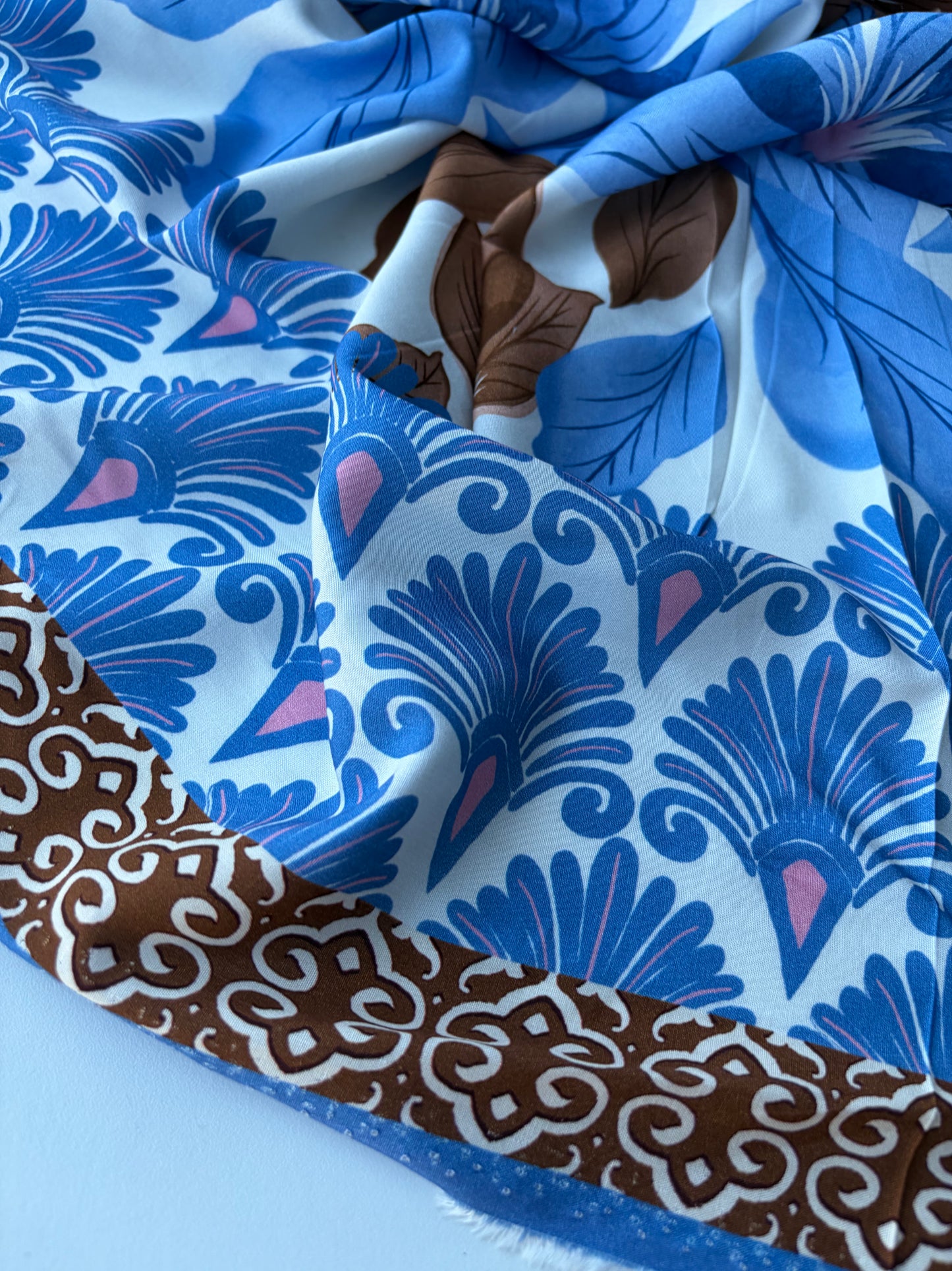 MOLKO 023 double border viscose fibrane print