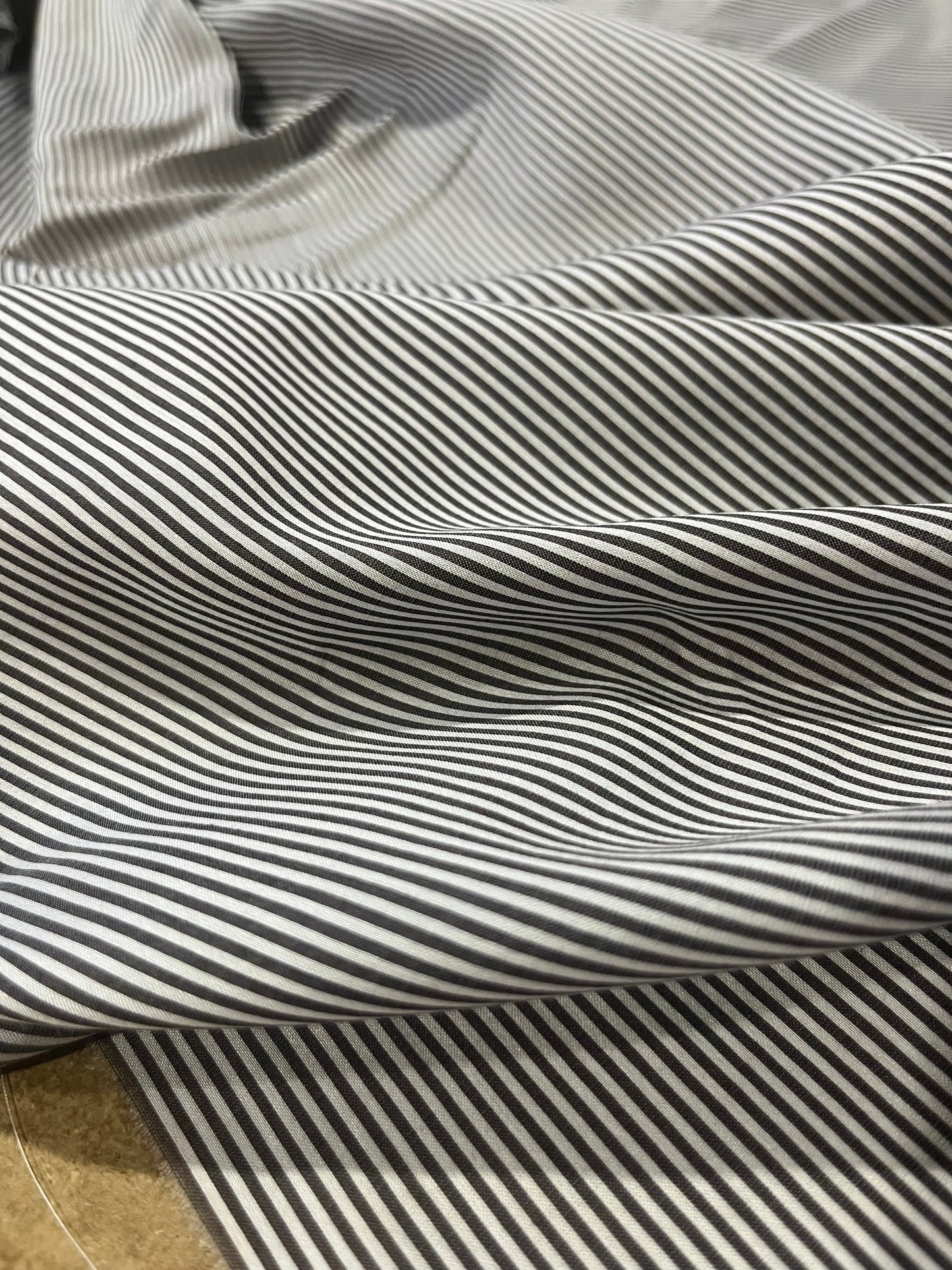 H01 cotton stripe black/white