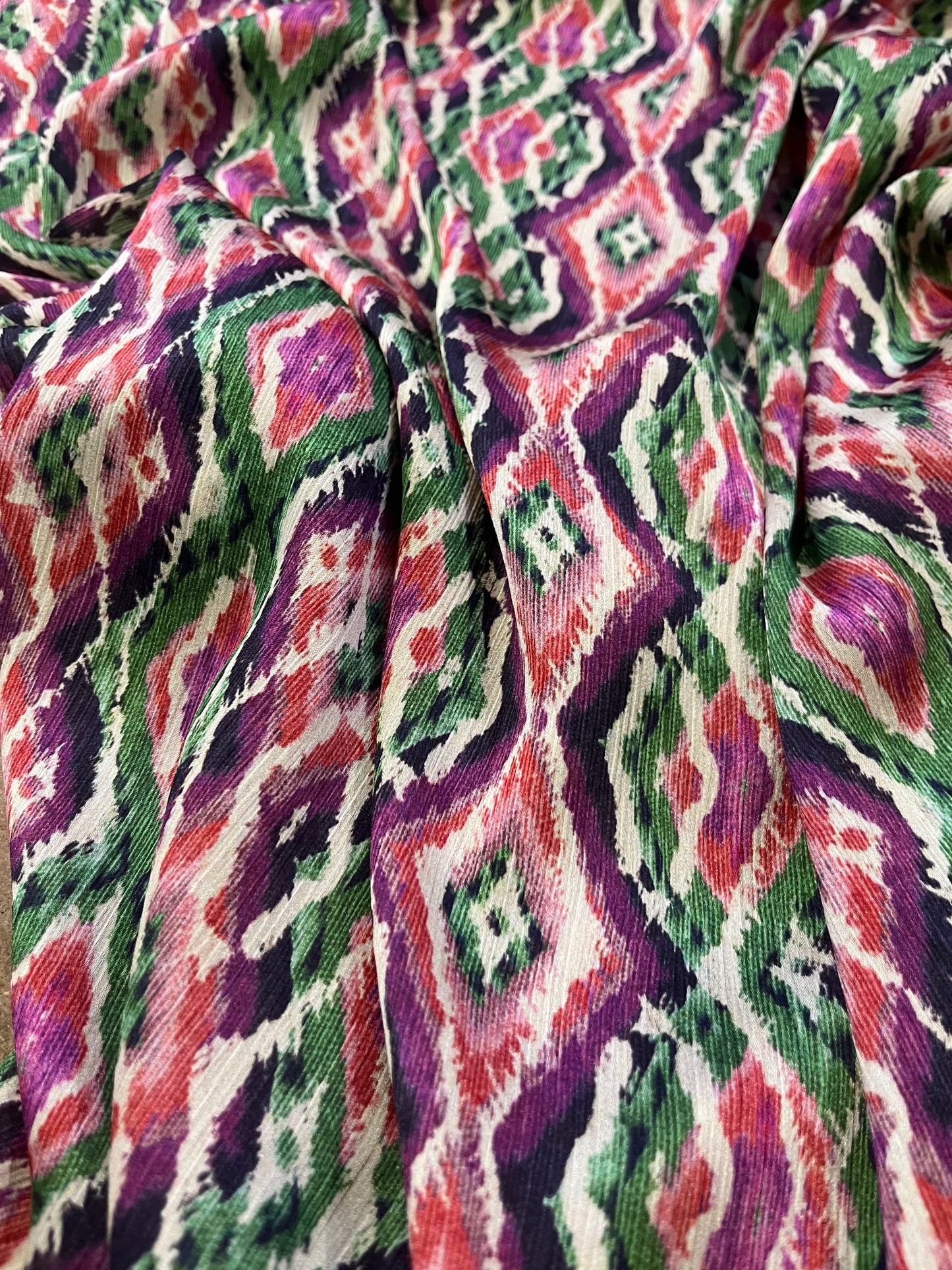 C02 ISABELLE 014 yoryu with pink green ethnical design