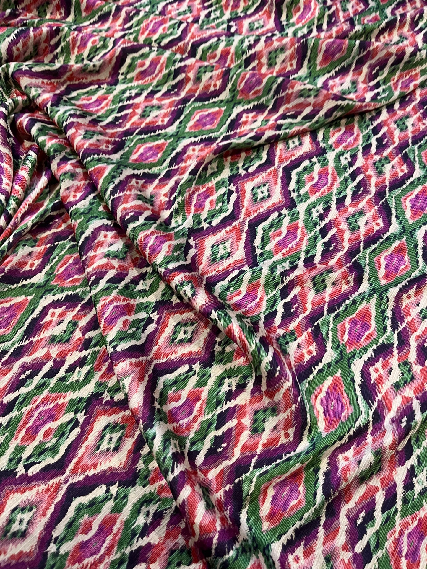 C02 ISABELLE 014 yoryu with pink green ethnical design
