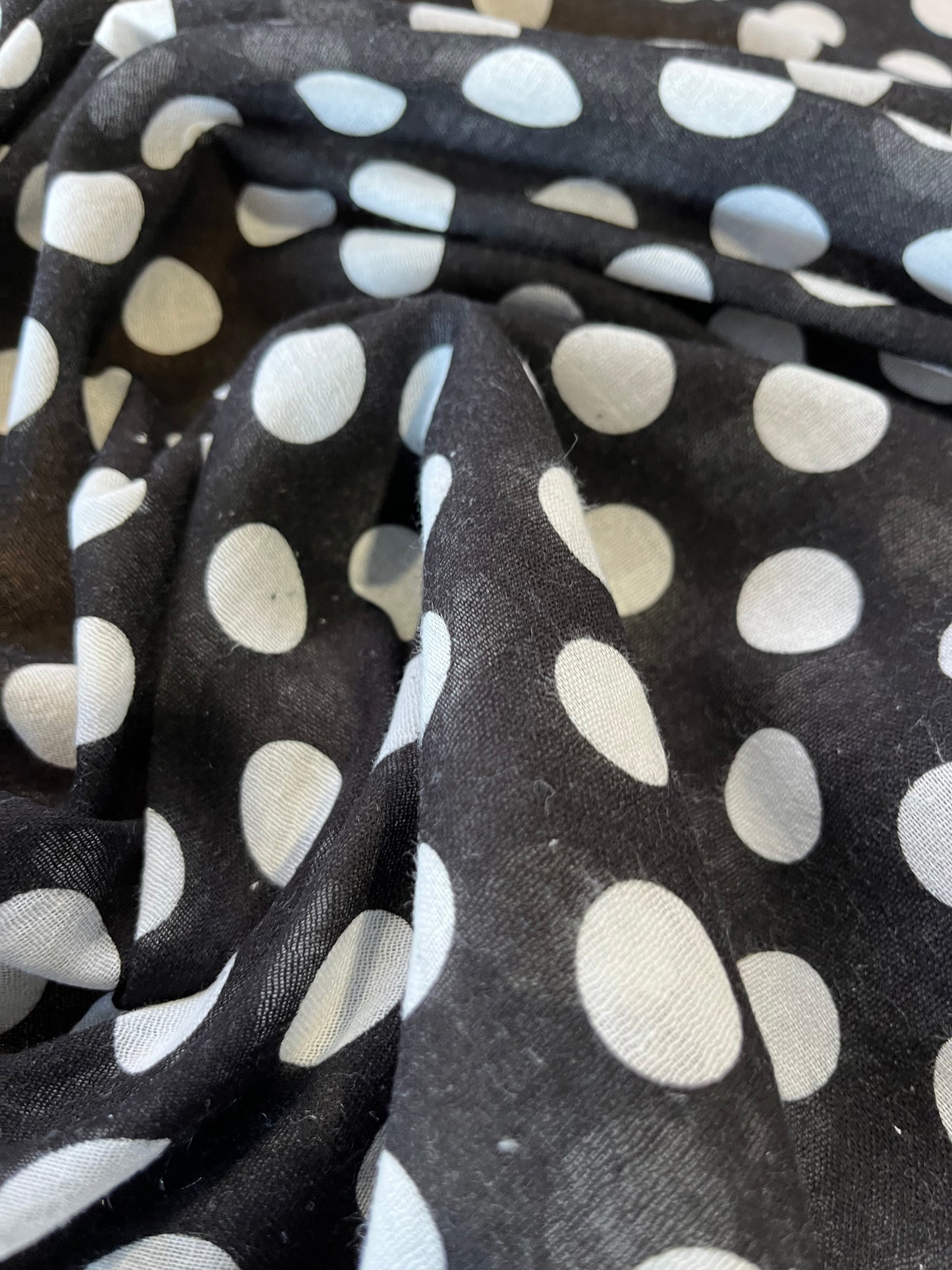 D01 SESANE 002 cotton gaze with dots