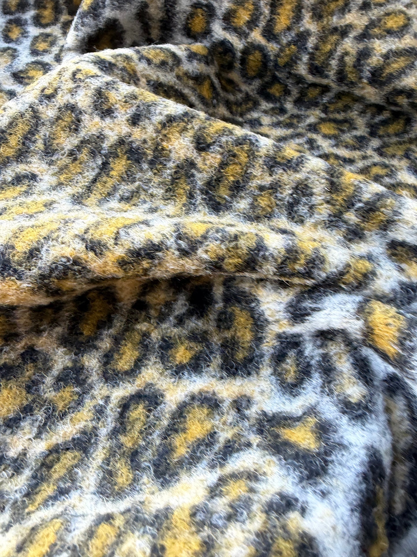MOE 011 leopard heavy boiled wool