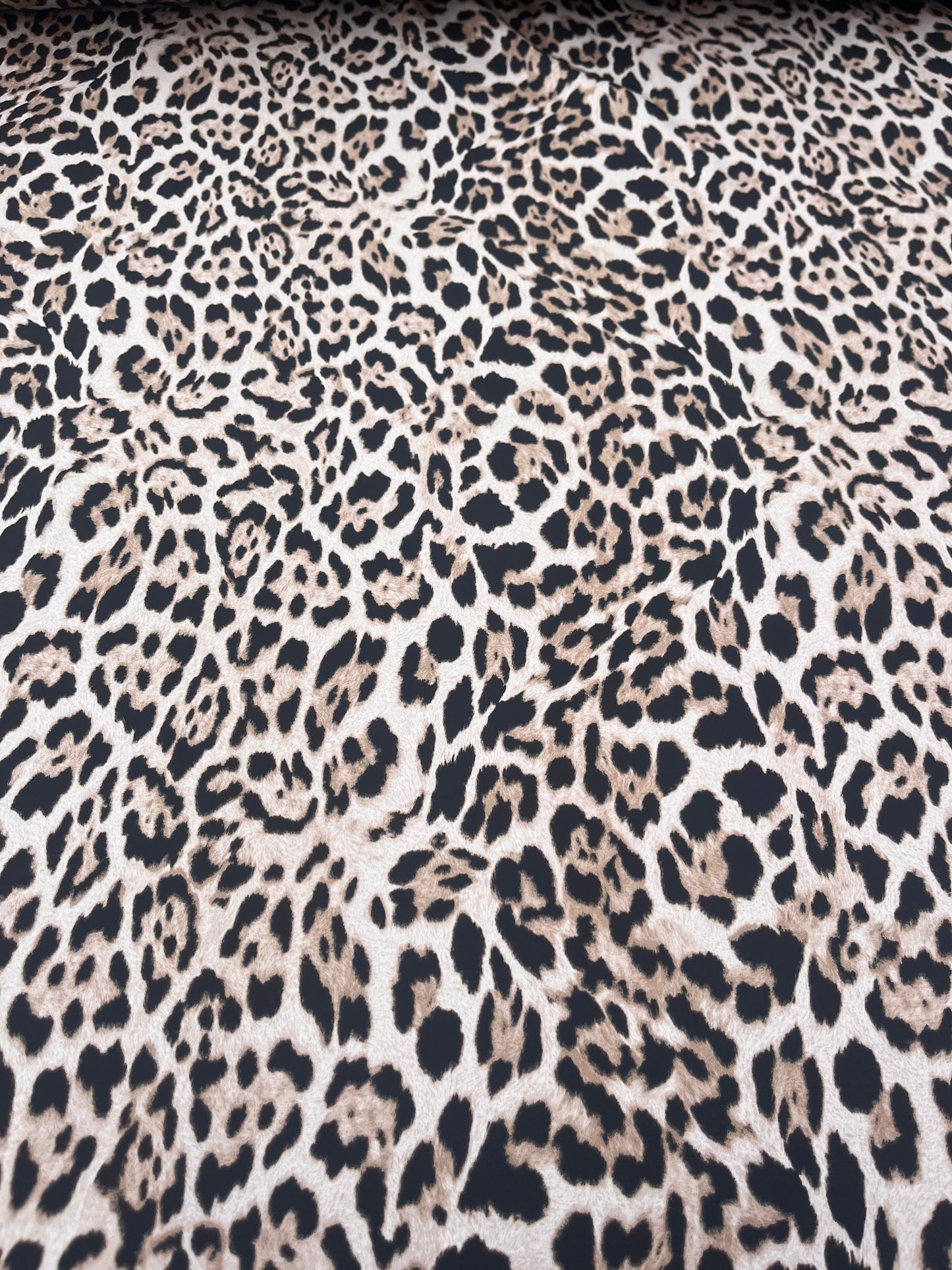 LUNA 005 satin leopard print
