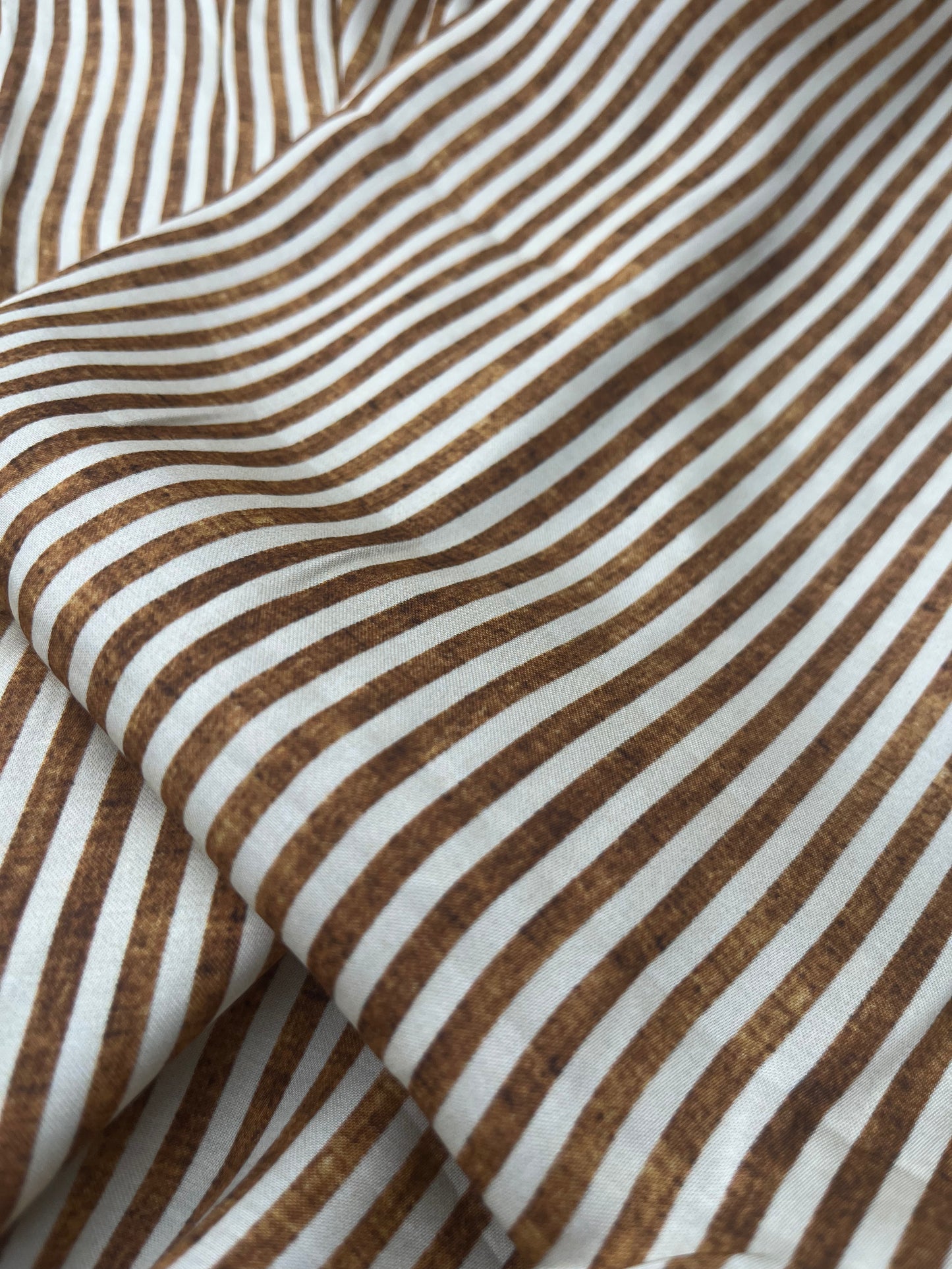 LUNA 011 viscose satin stripes cognac/ecru