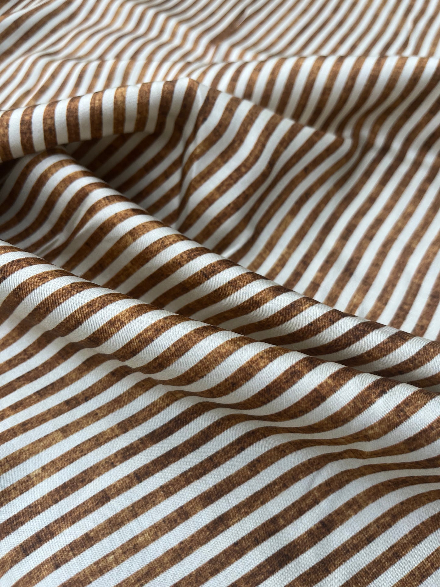 LUNA 011 viscose satin stripes cognac/ecru
