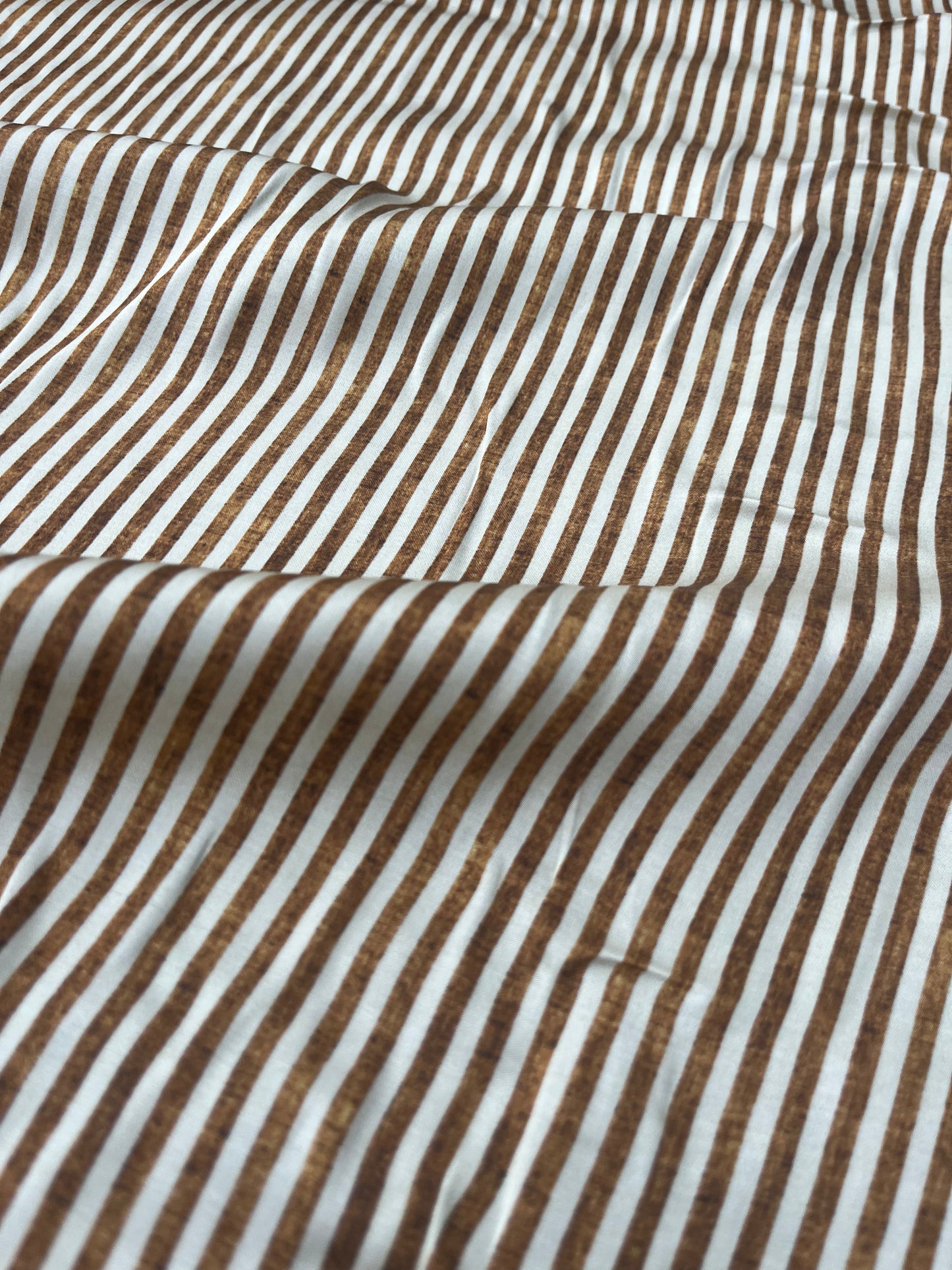 LUNA 011 viscose satin stripes cognac/ecru