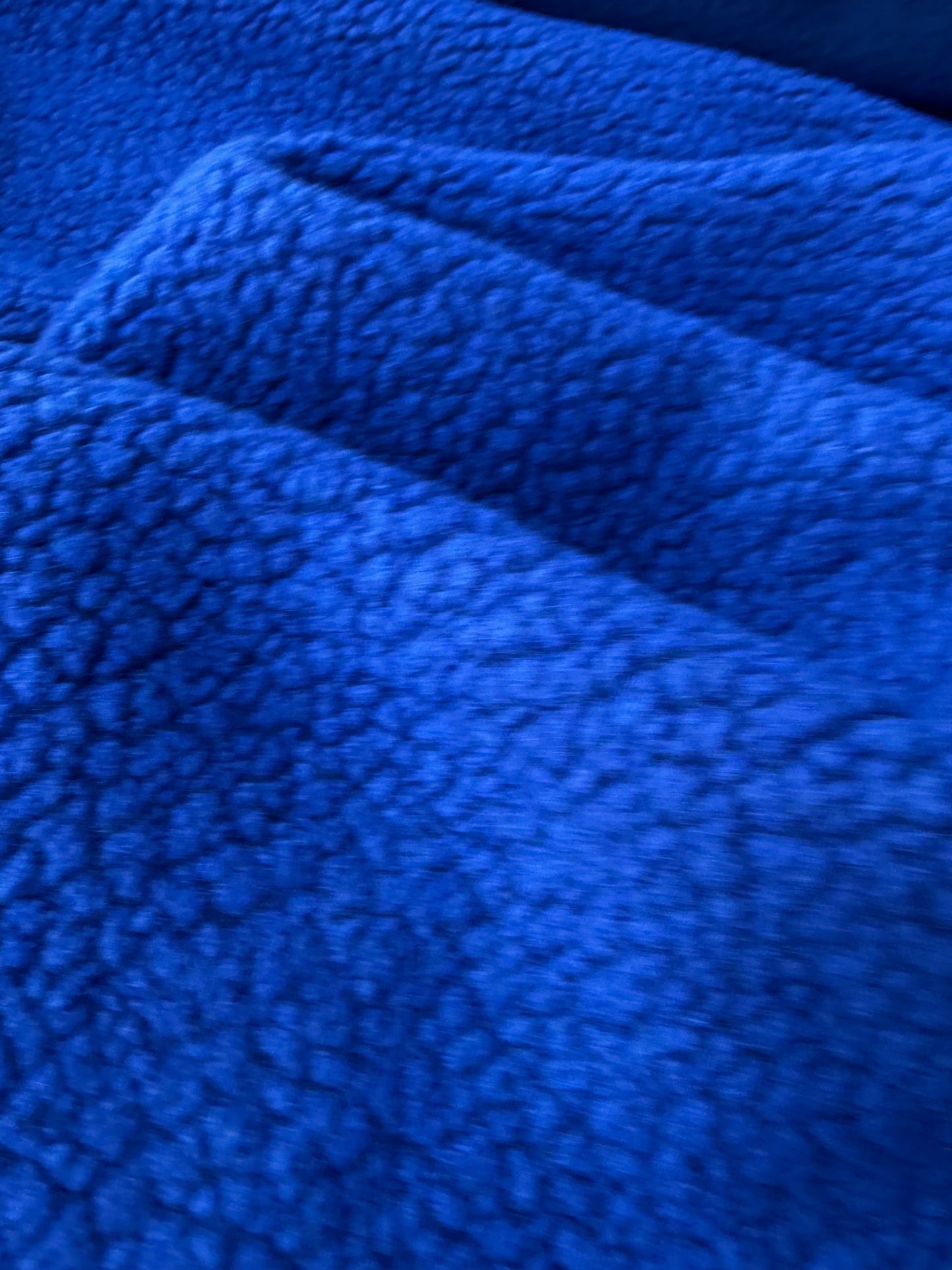 MOE 021 cobalt blue heavy wool bouclette