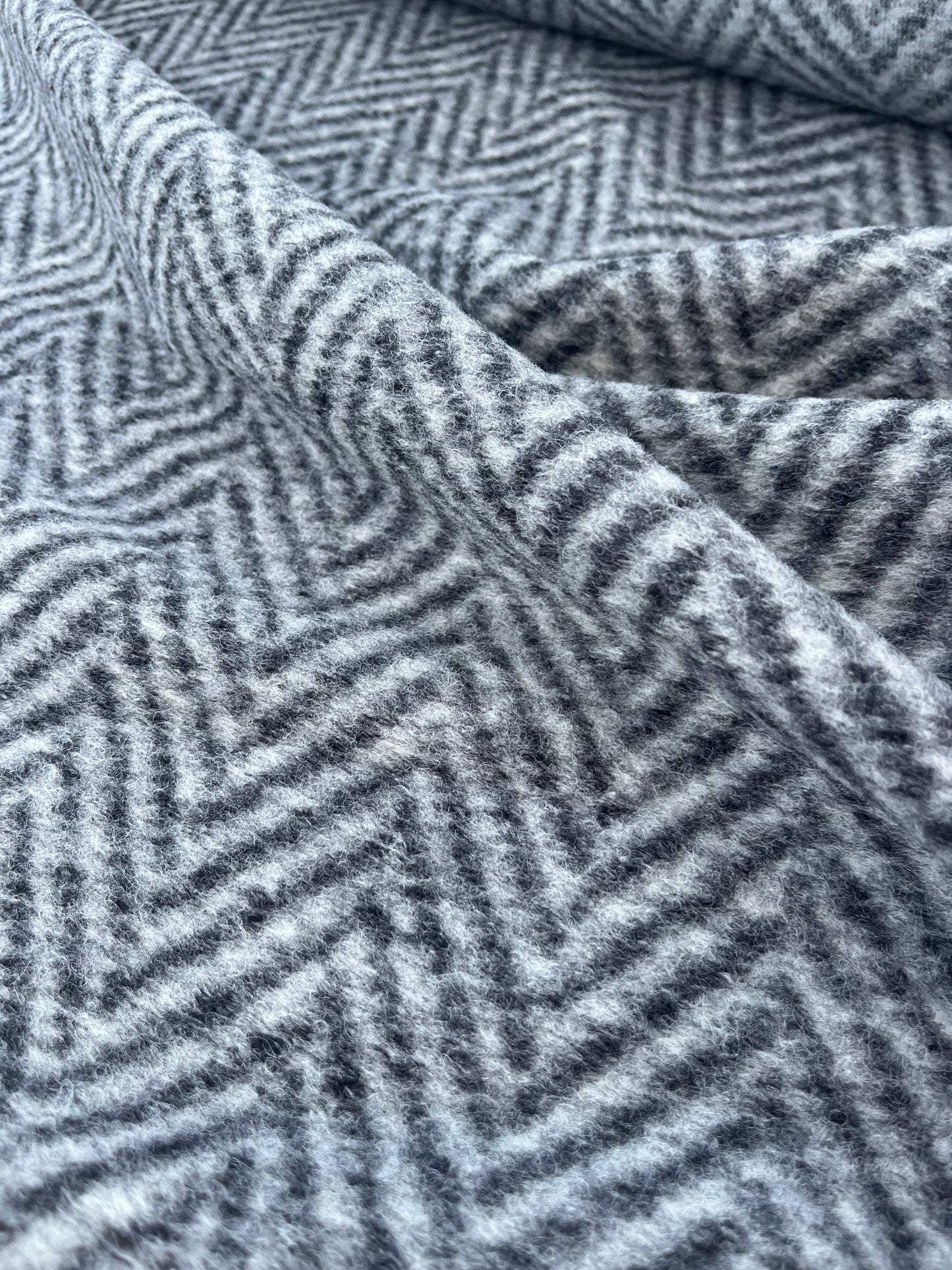 WOOLY 003 heavy boiled wool chevron black/taupe