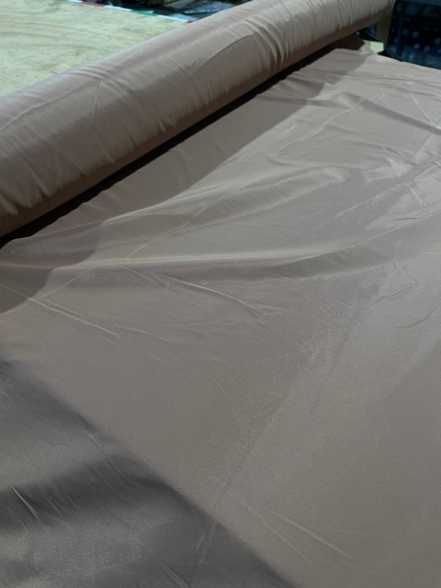 Lining stretch light brown