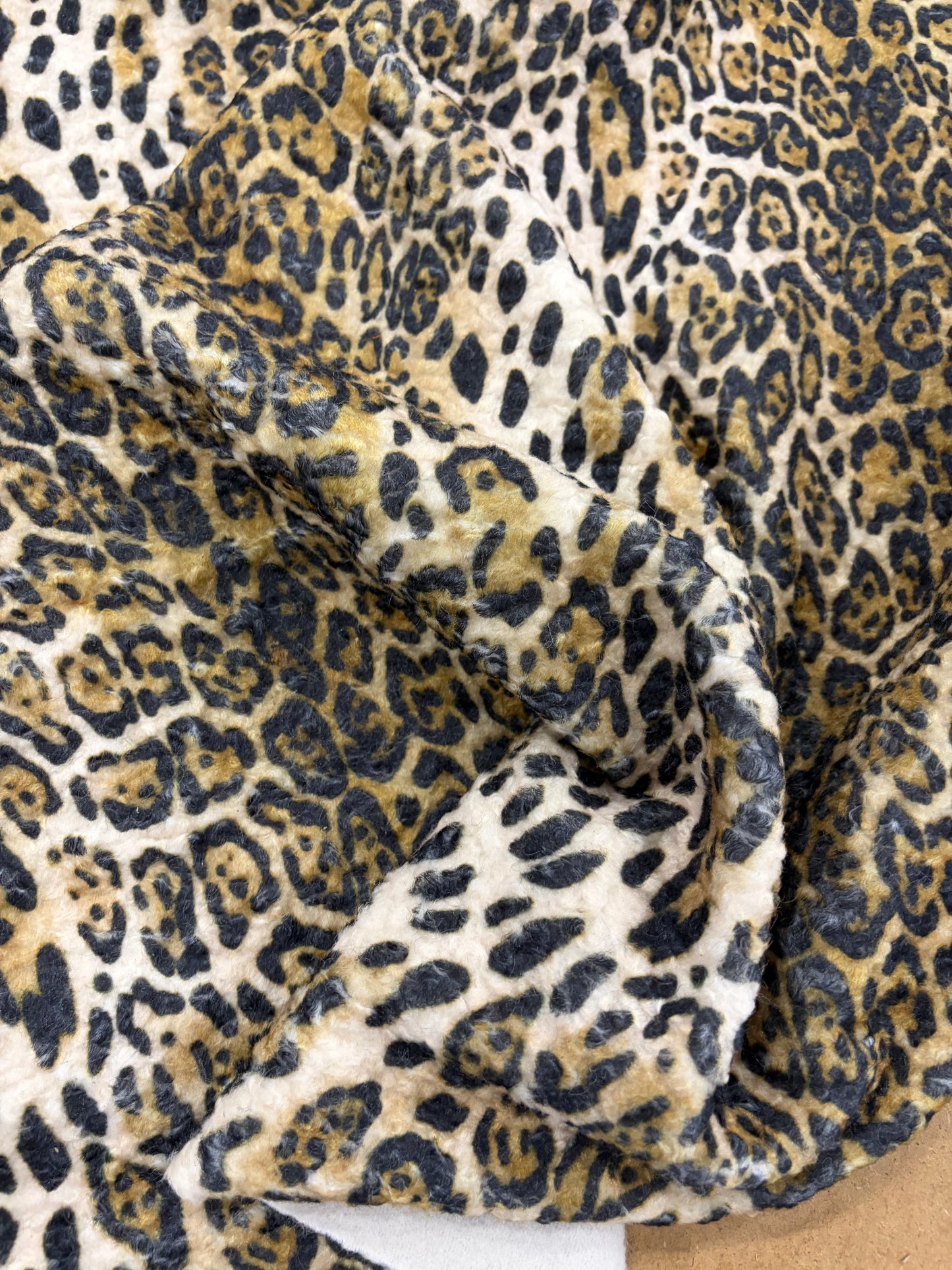 HAGRID 022 Heavy leopard print for coats
