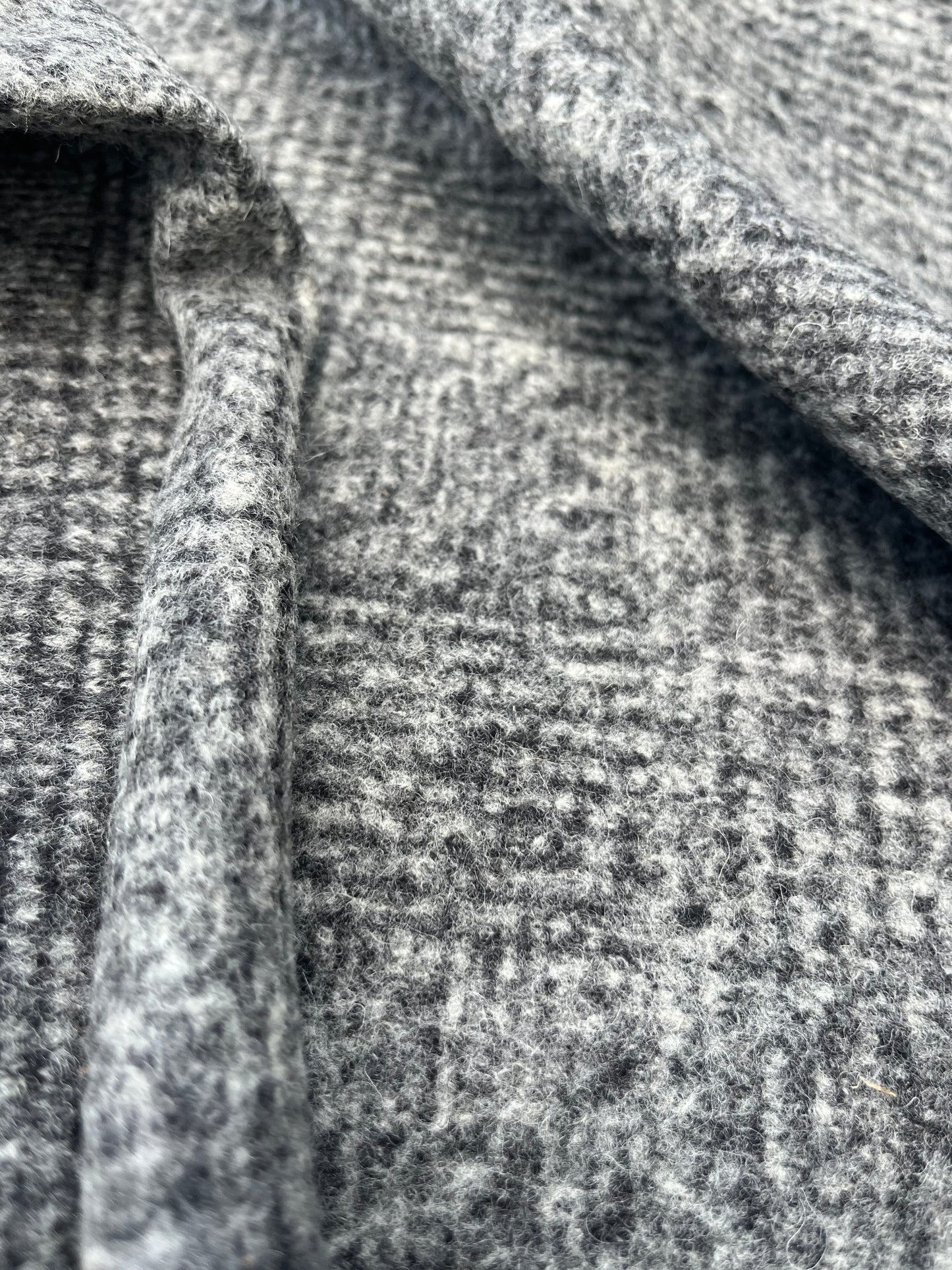 WOOLY 005 heavy boiled wool Prince of Wales antracite/grey