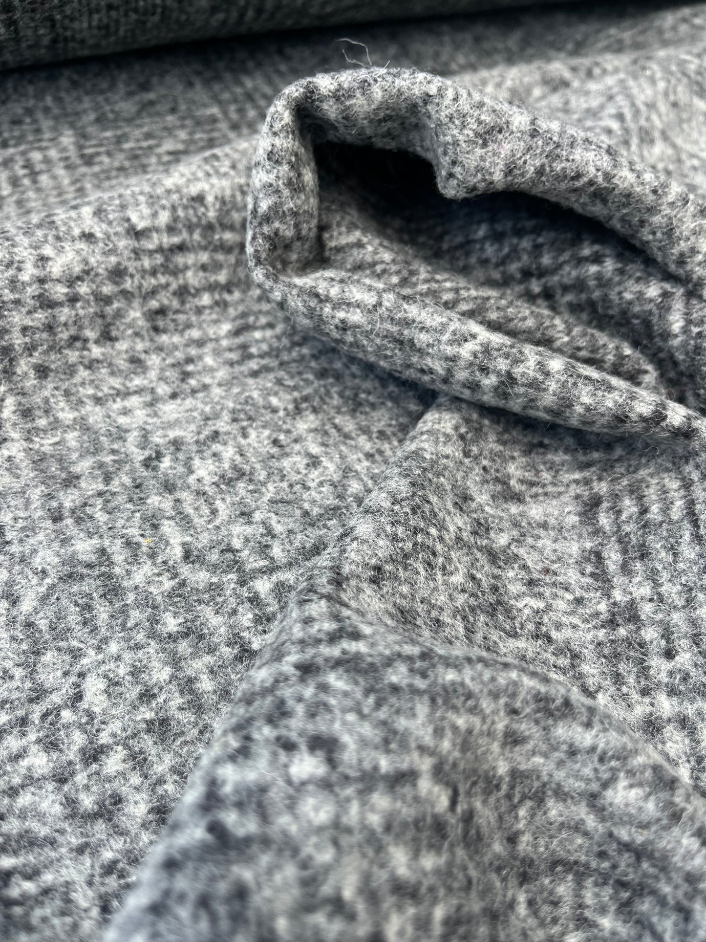WOOLY 005 heavy boiled wool Prince of Wales antracite/grey