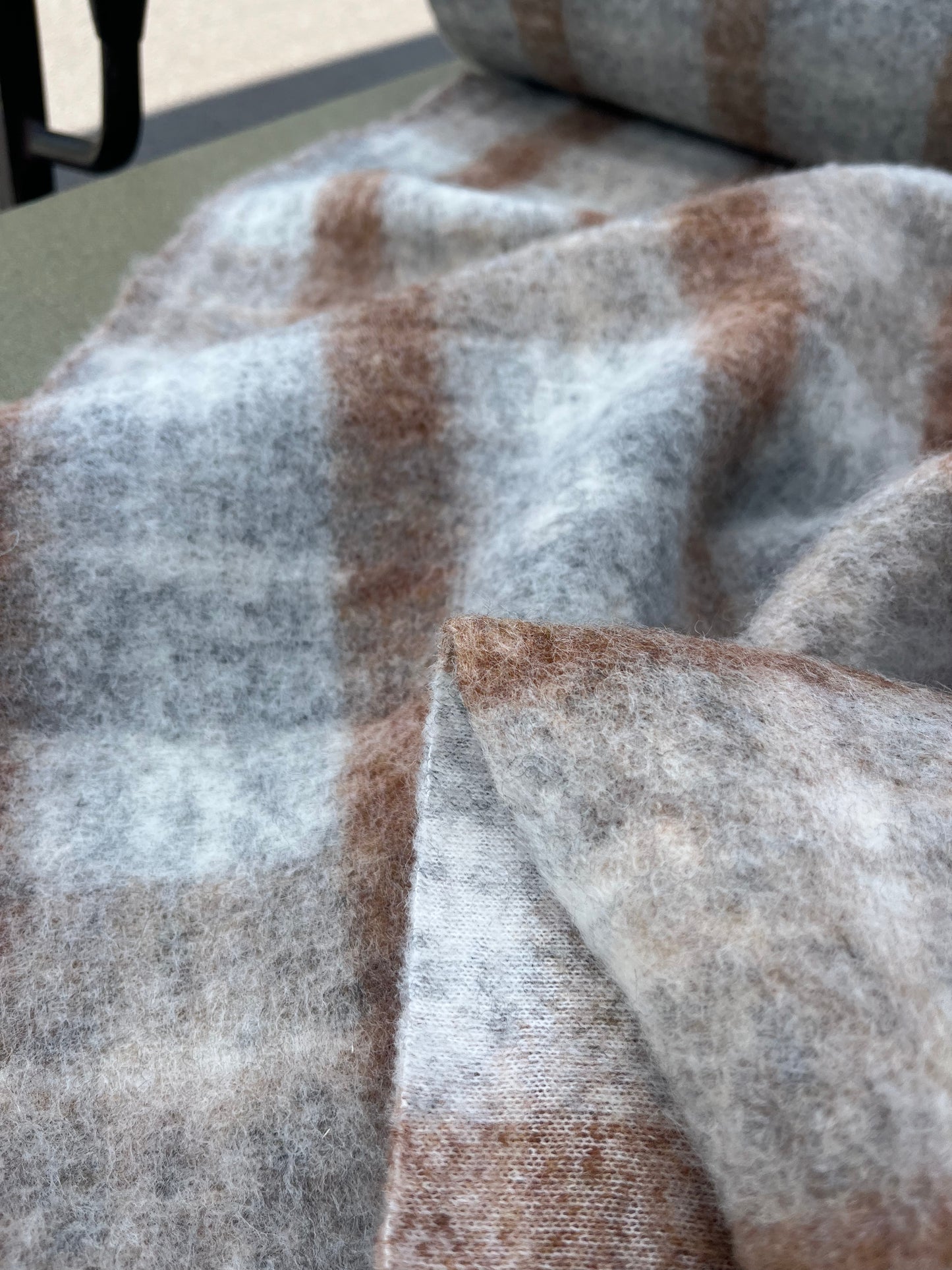 WOOLY 011 heavy boiled wool check greige/pink/brown