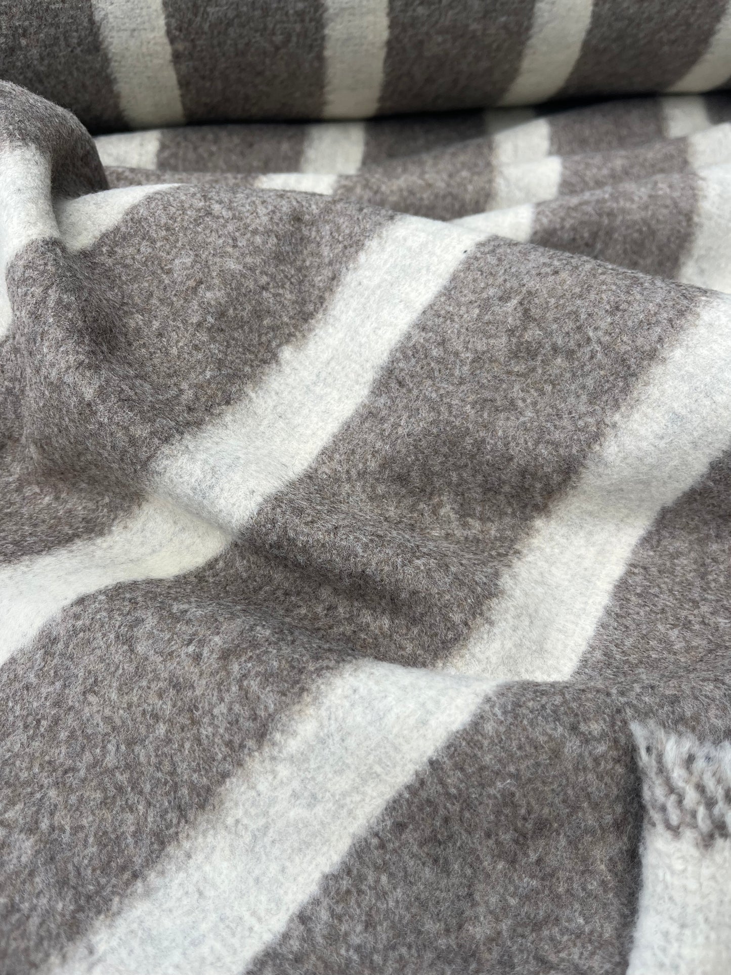 WOOLY 013 boiled wool stripe ecru/taupe