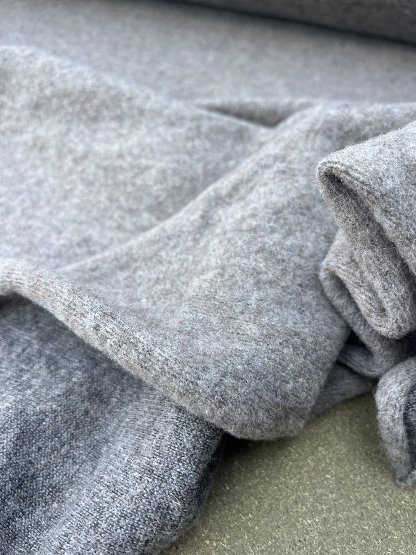 WOOLY 018 heavy wool jersey vison colour