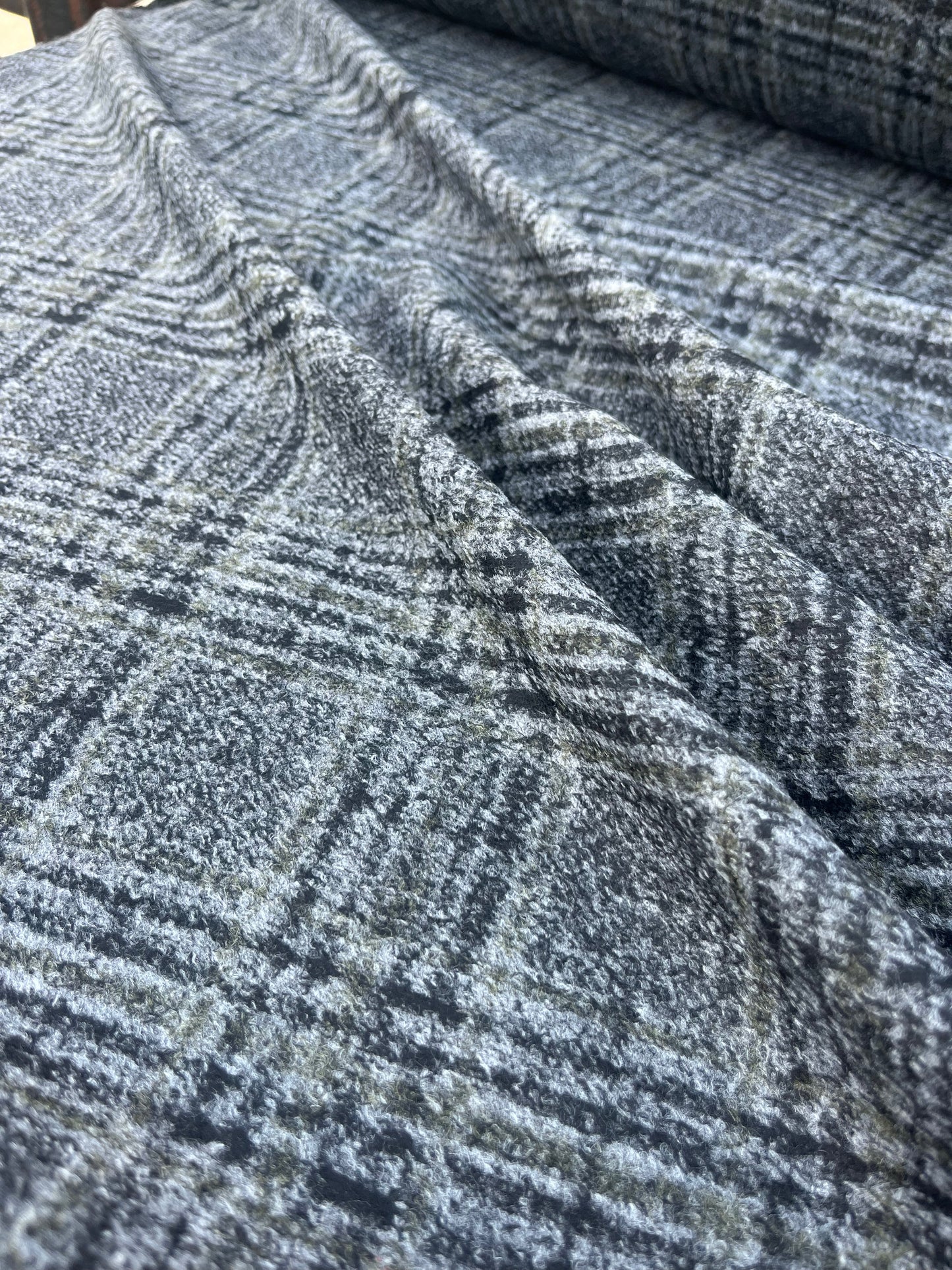WOOLY 020 Wool jersey grey Prince of Wales