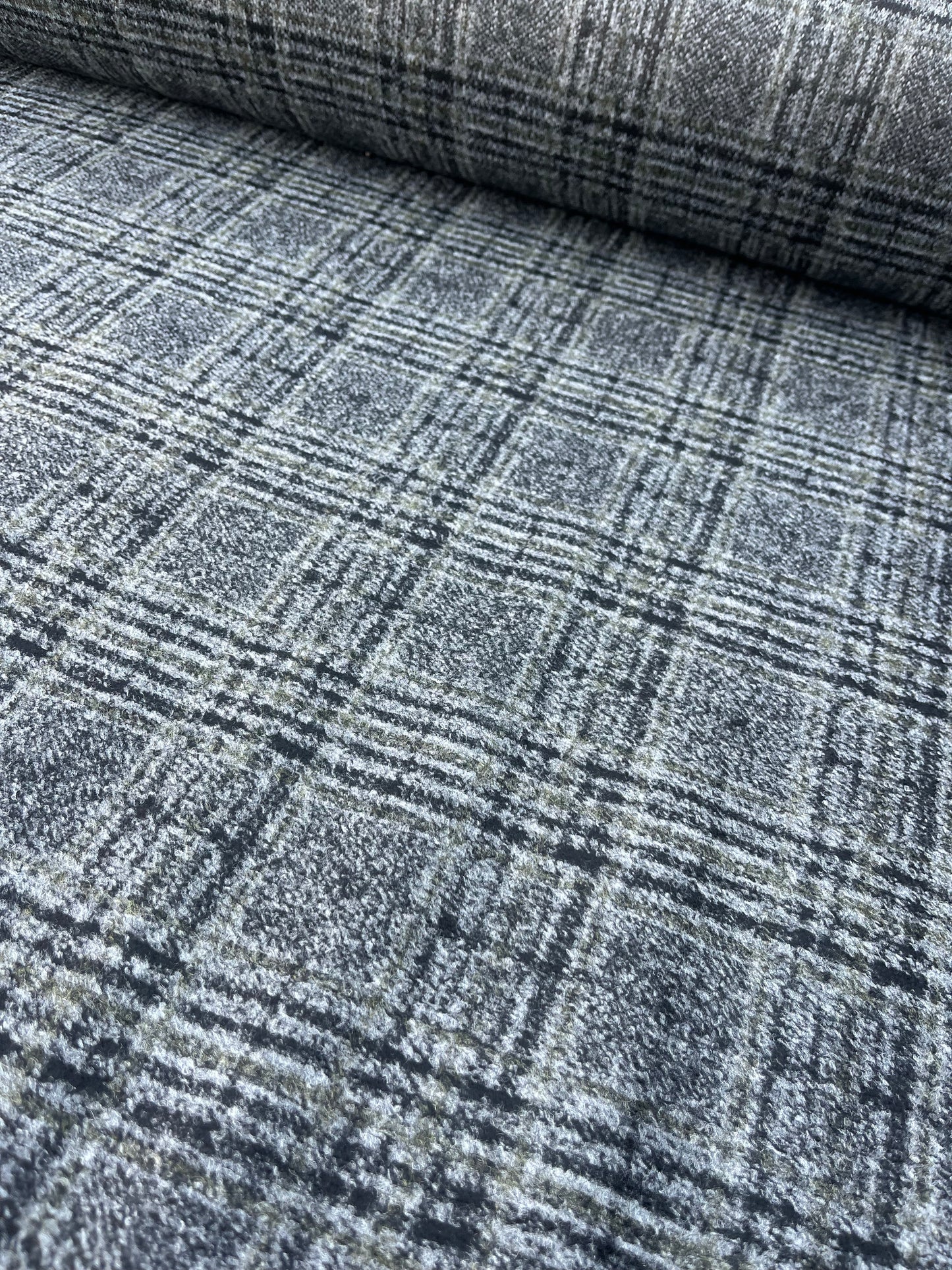 WOOLY 020 Wool jersey grey Prince of Wales
