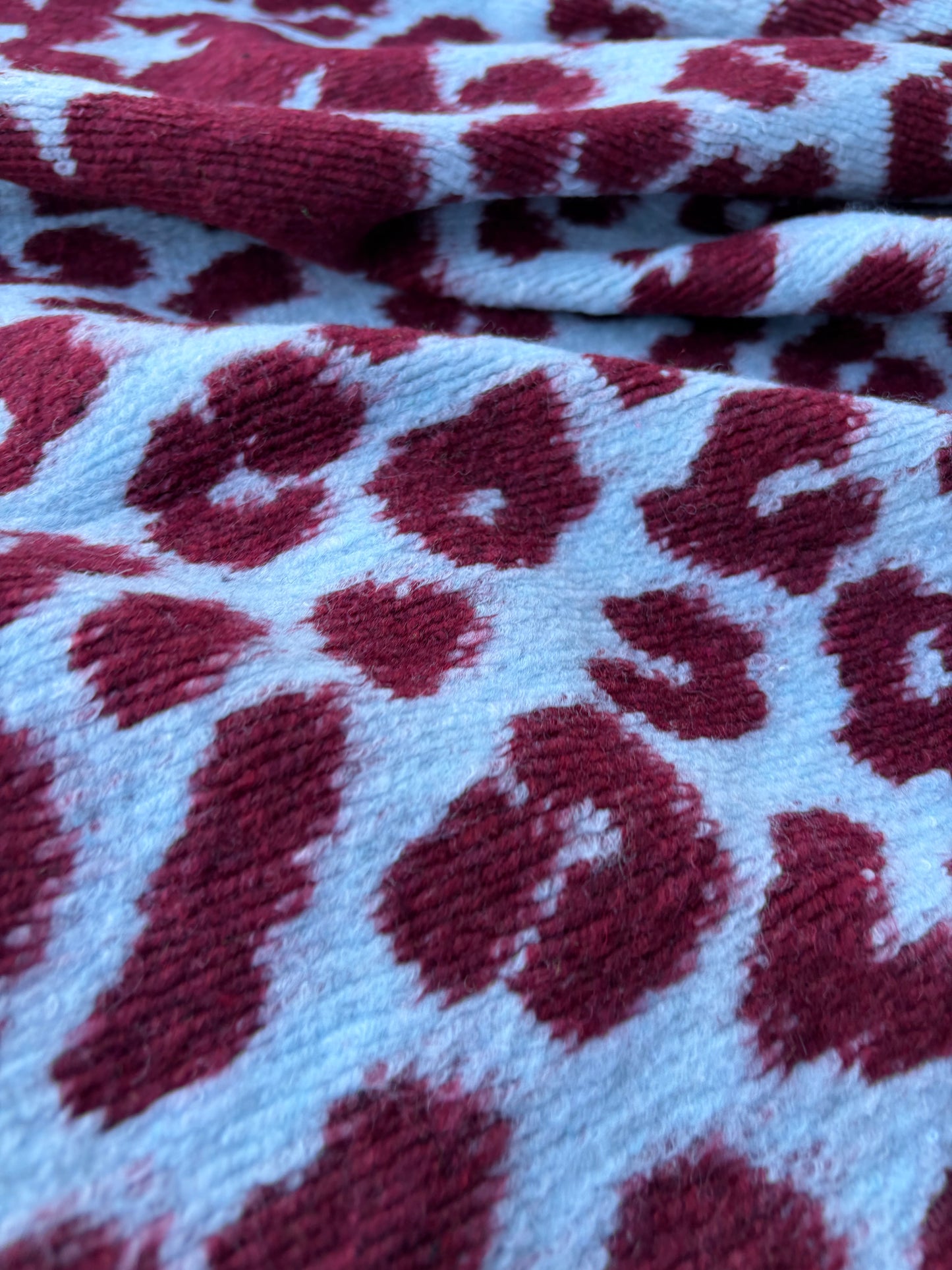 TODD 002 light blue/burgundy animalier heavy boiled wool