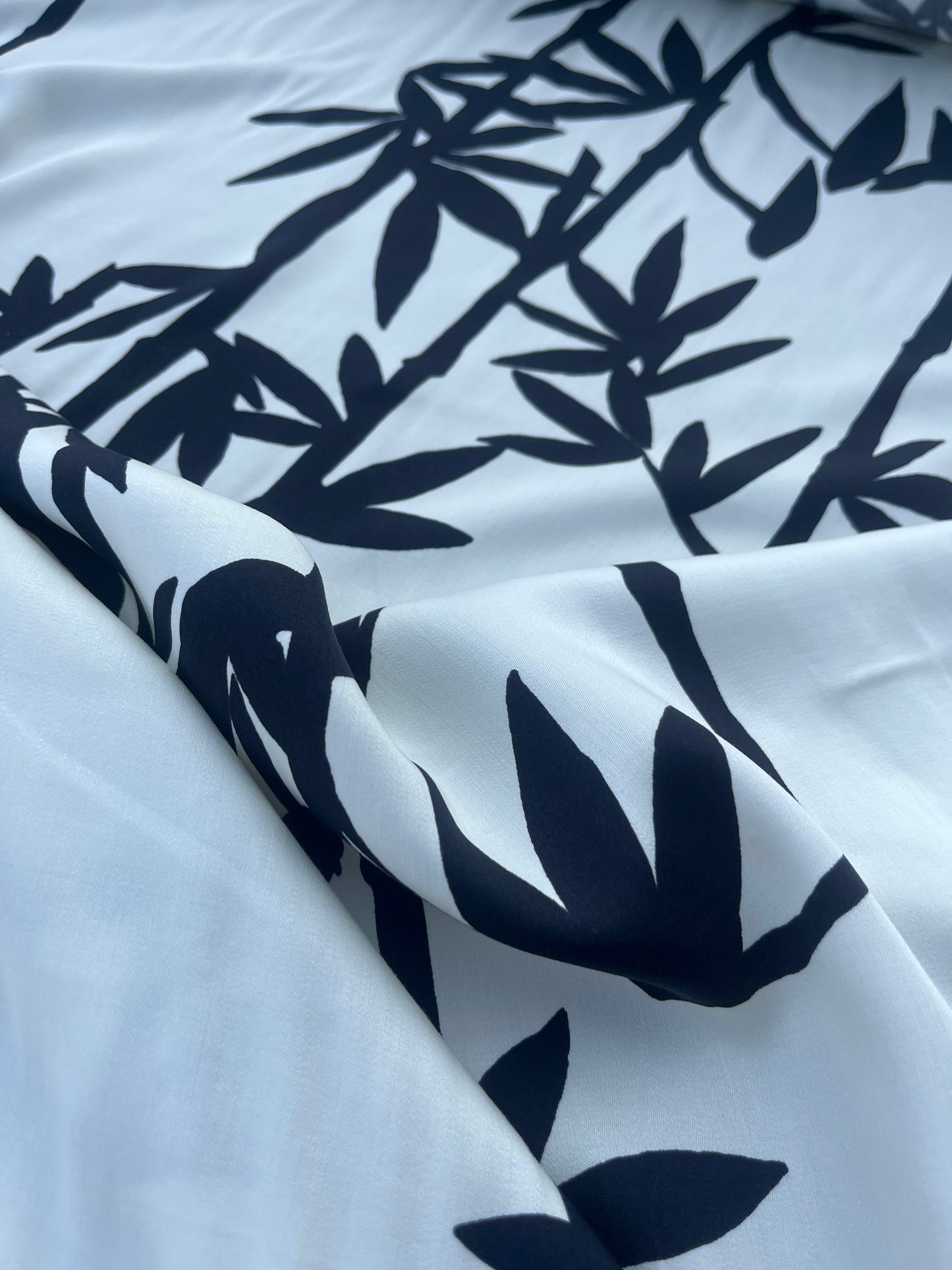 RW 201 viscose satin black white vertical flowers