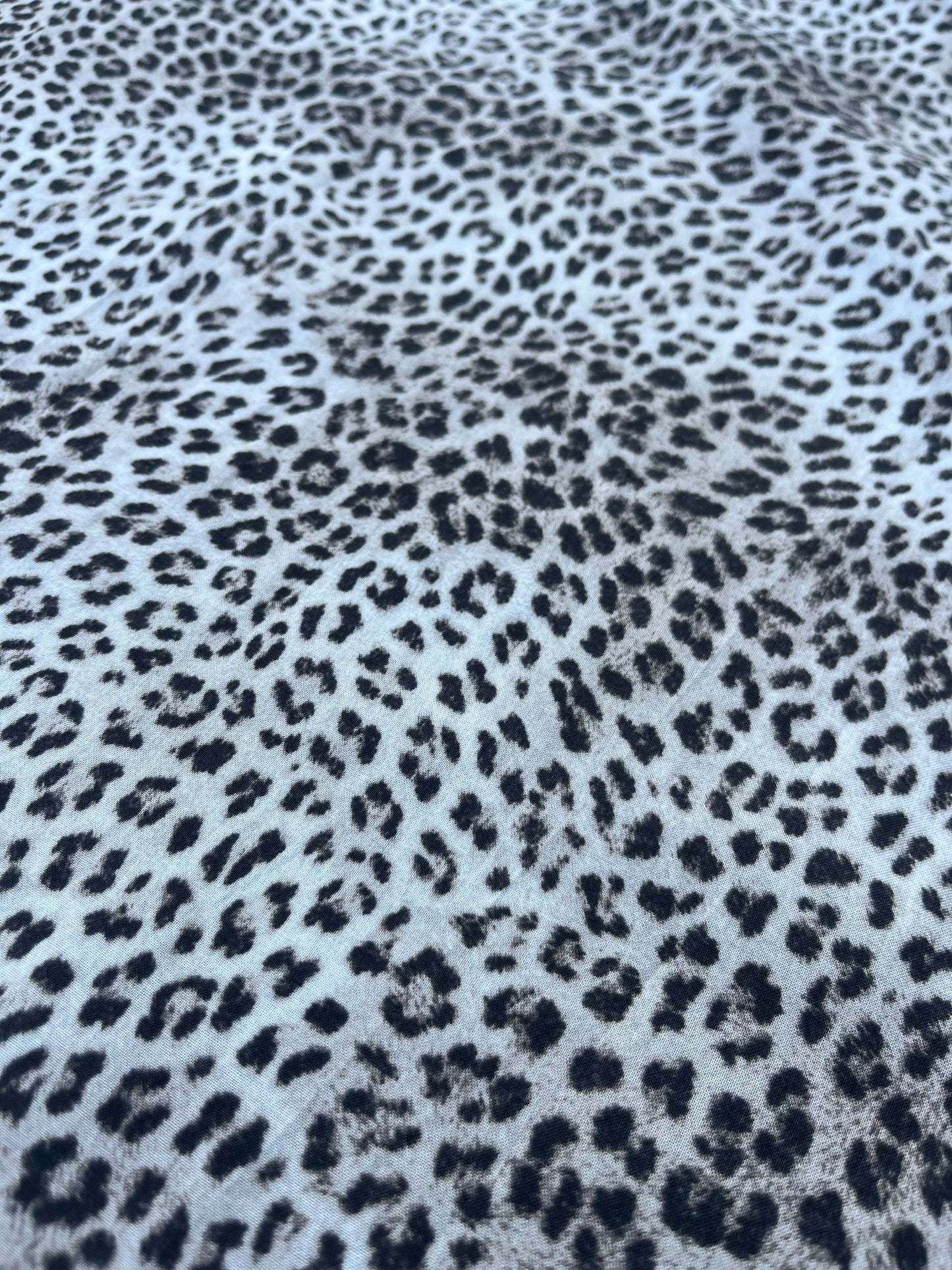 RW 205 viscose fibrane animalier