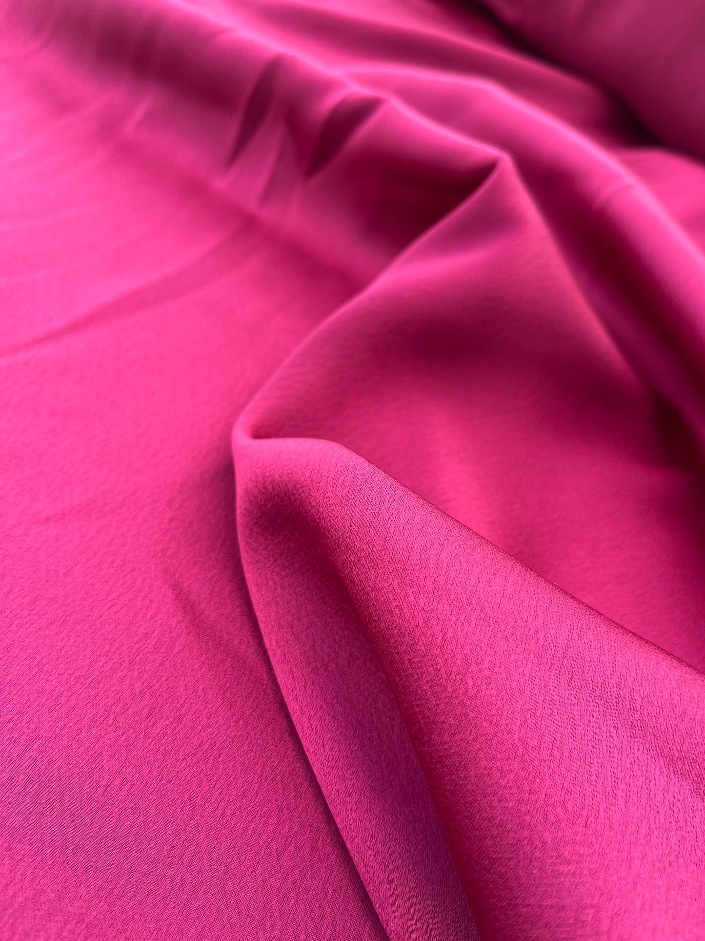 LC RW 209 satin crêpe wine colour