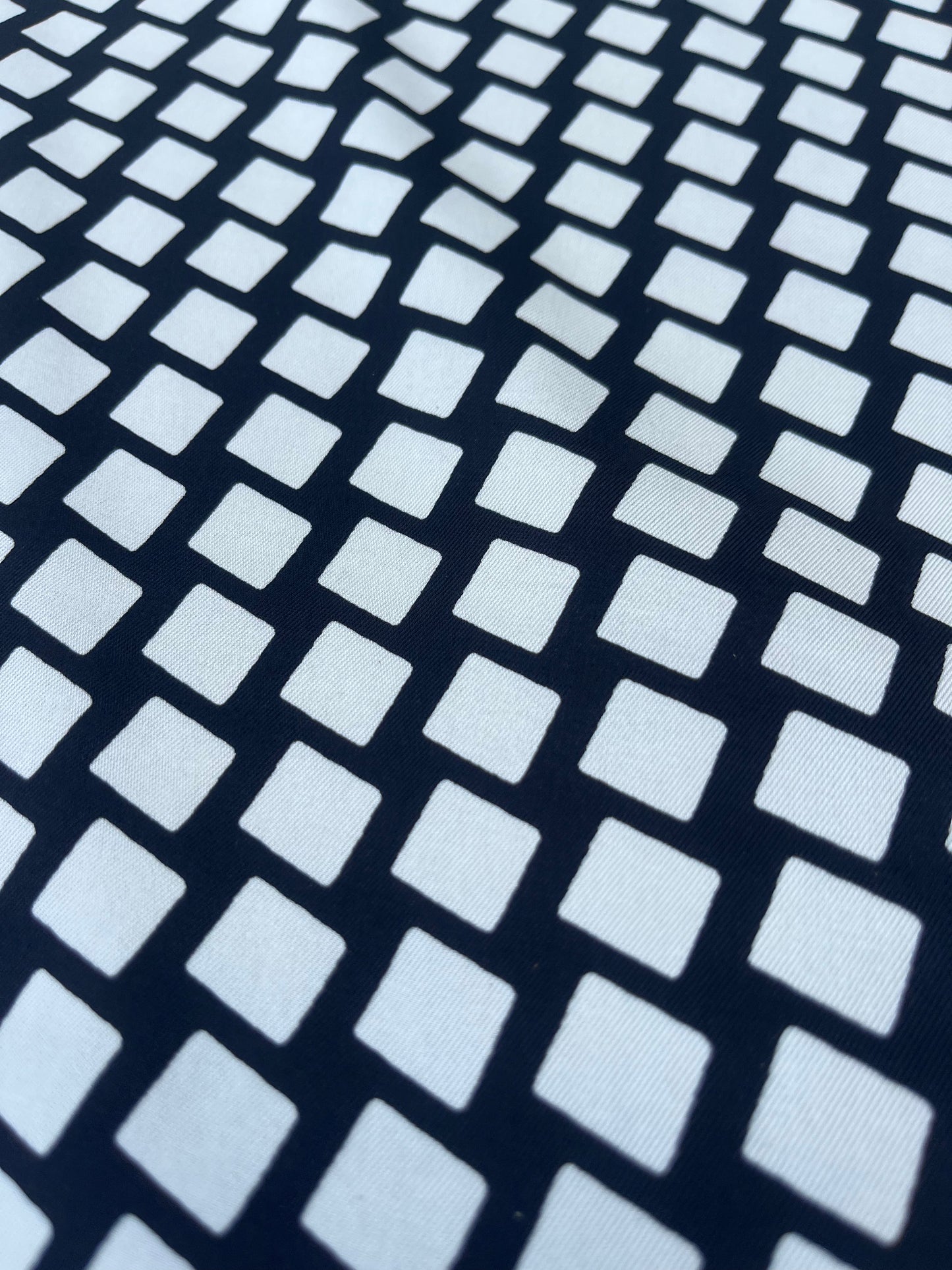 RW 211 twill black/white small design