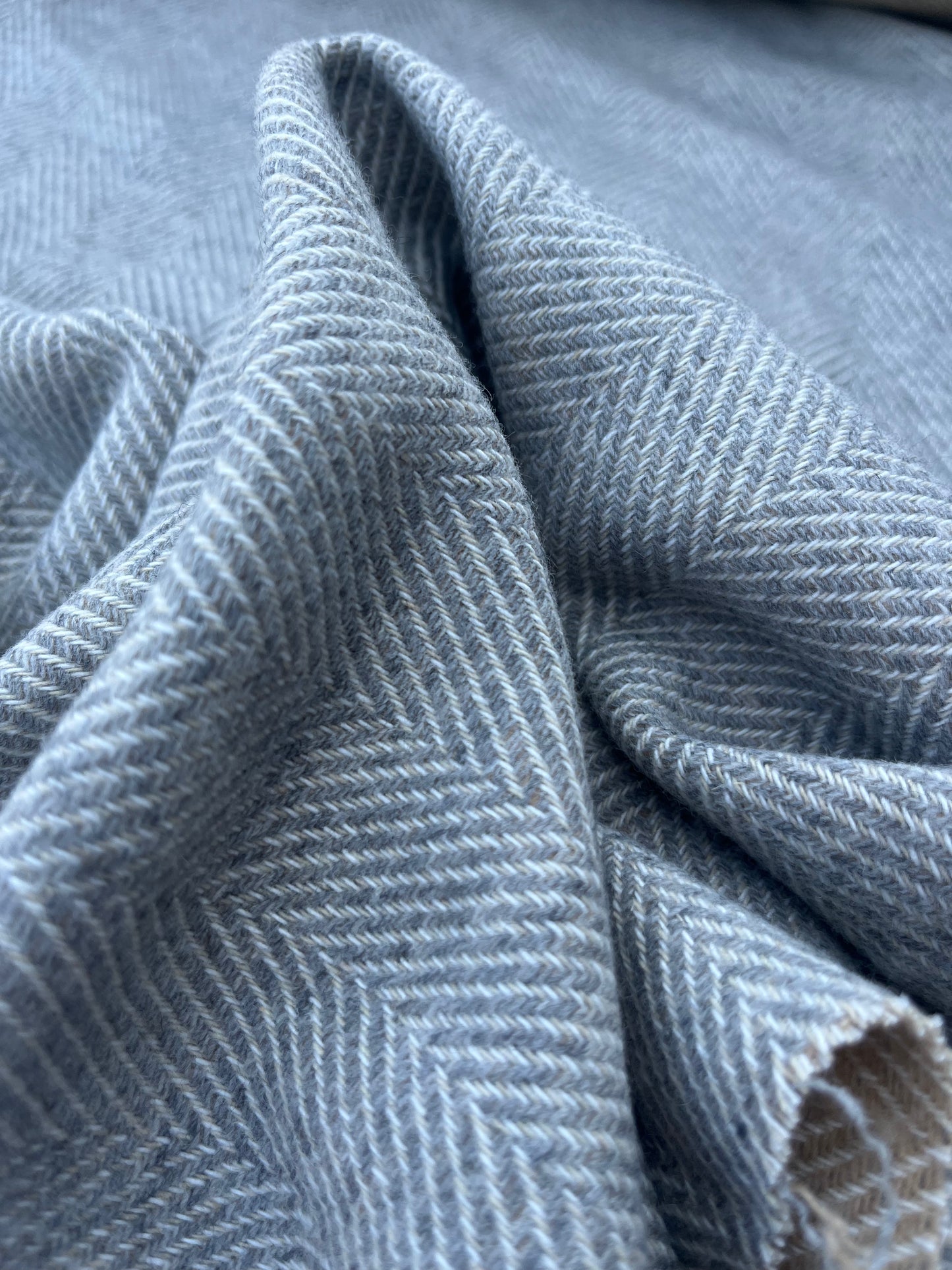 RW 212 heavy boiled wool herringbone weavy