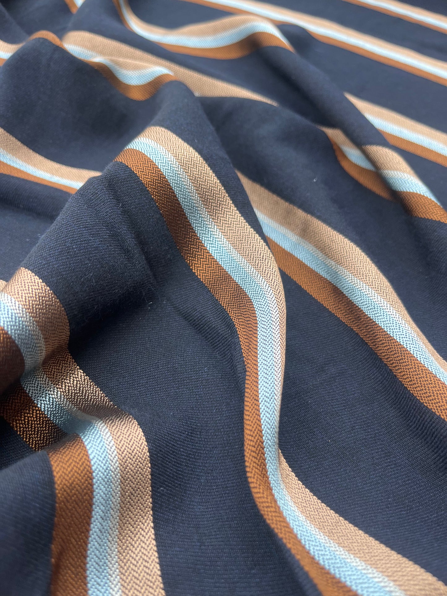 RW 225 woven cotton stripes with shiny parts