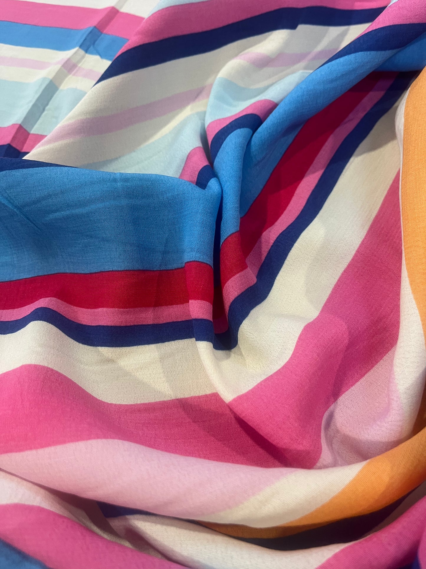 D01 colette 008 viscose printed stripes