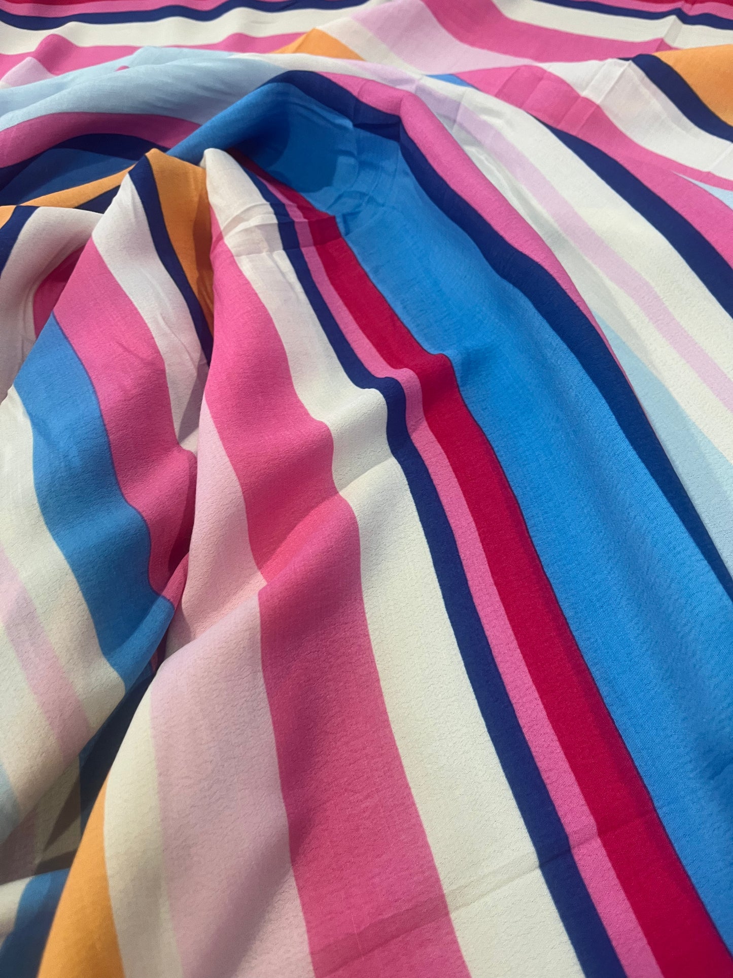 D01 colette 008 viscose printed stripes